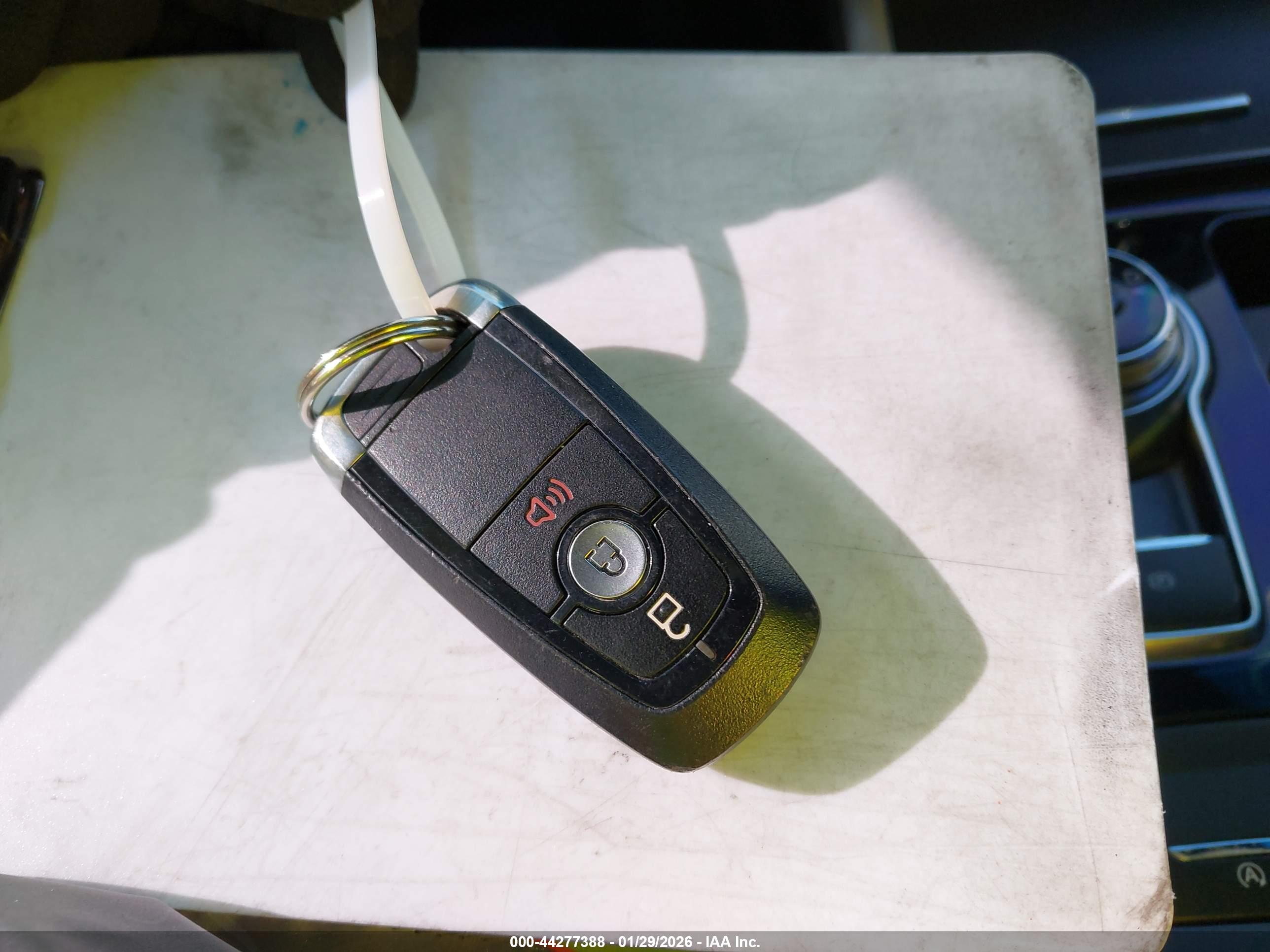 FORD EDGE image 11