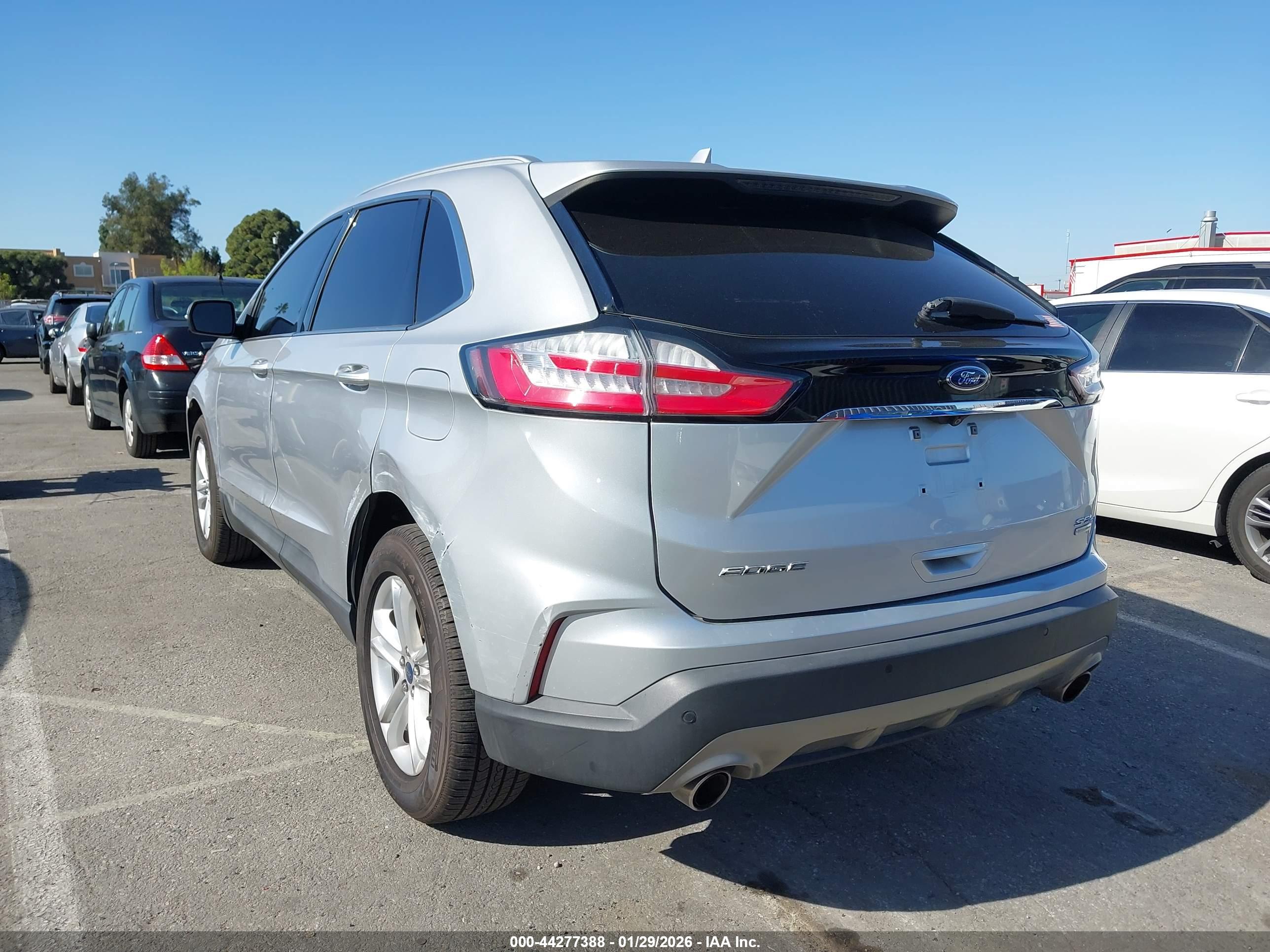 FORD EDGE image 3