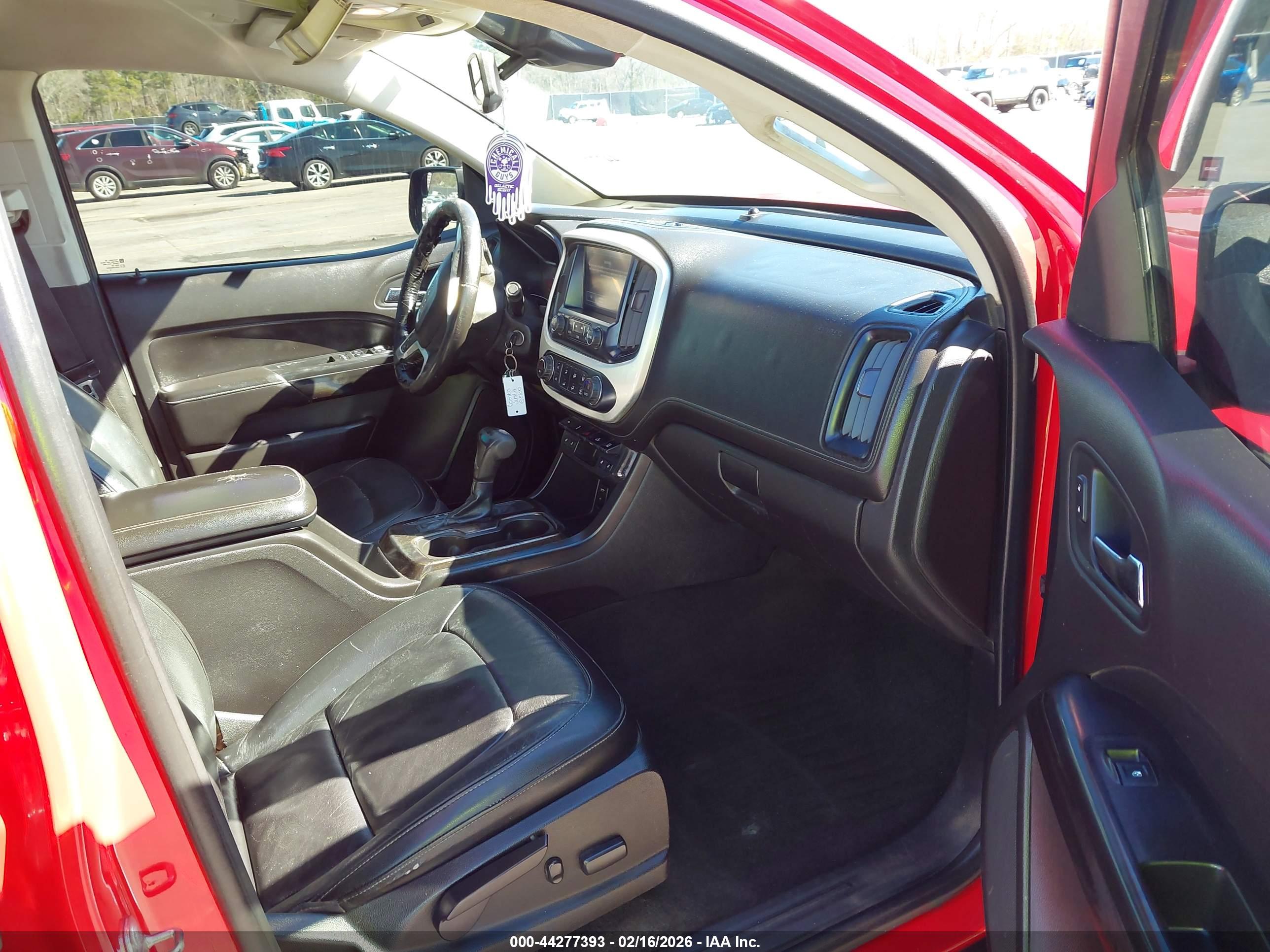 GMC CANYON image 5