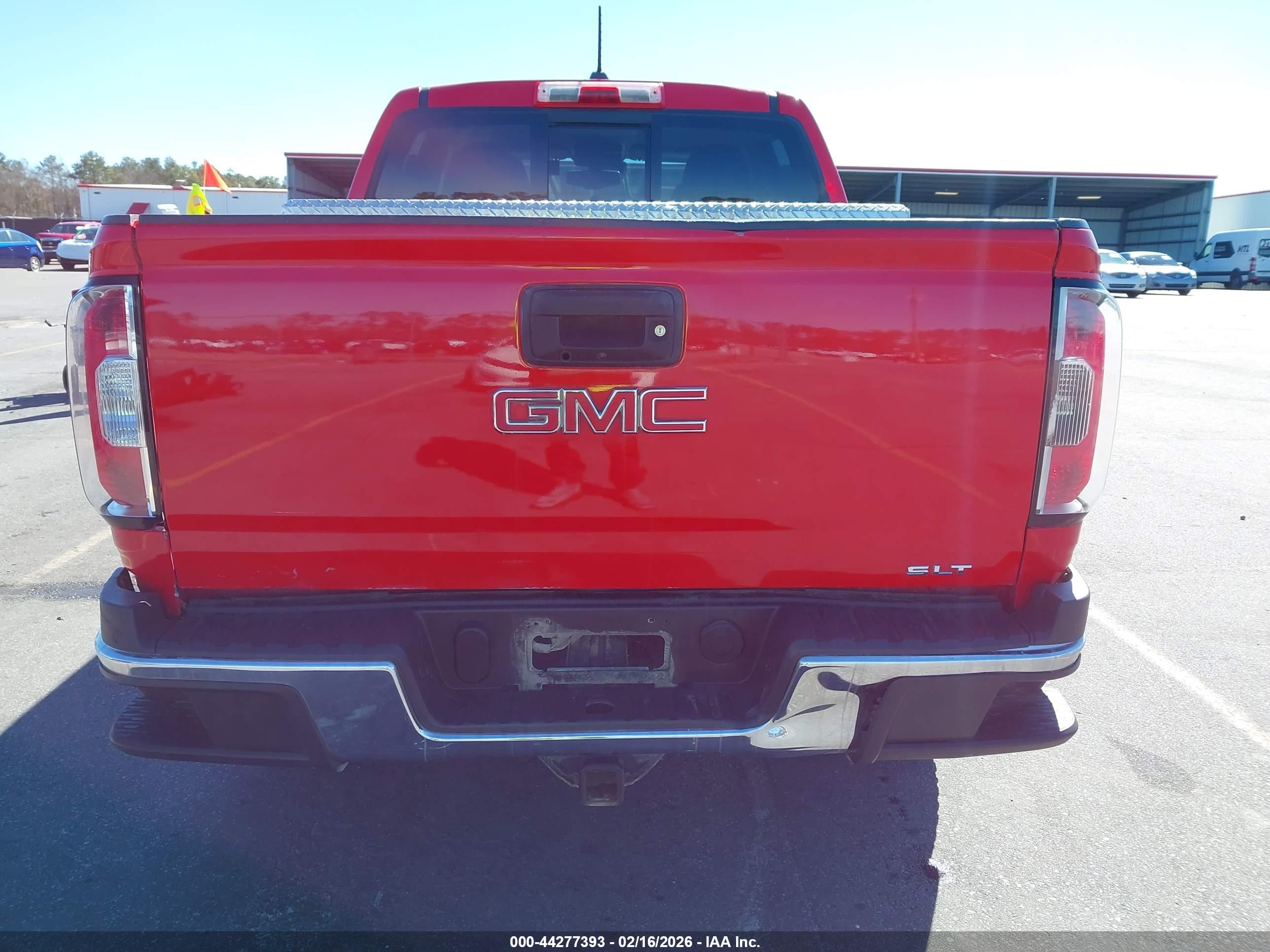 GMC CANYON image 6