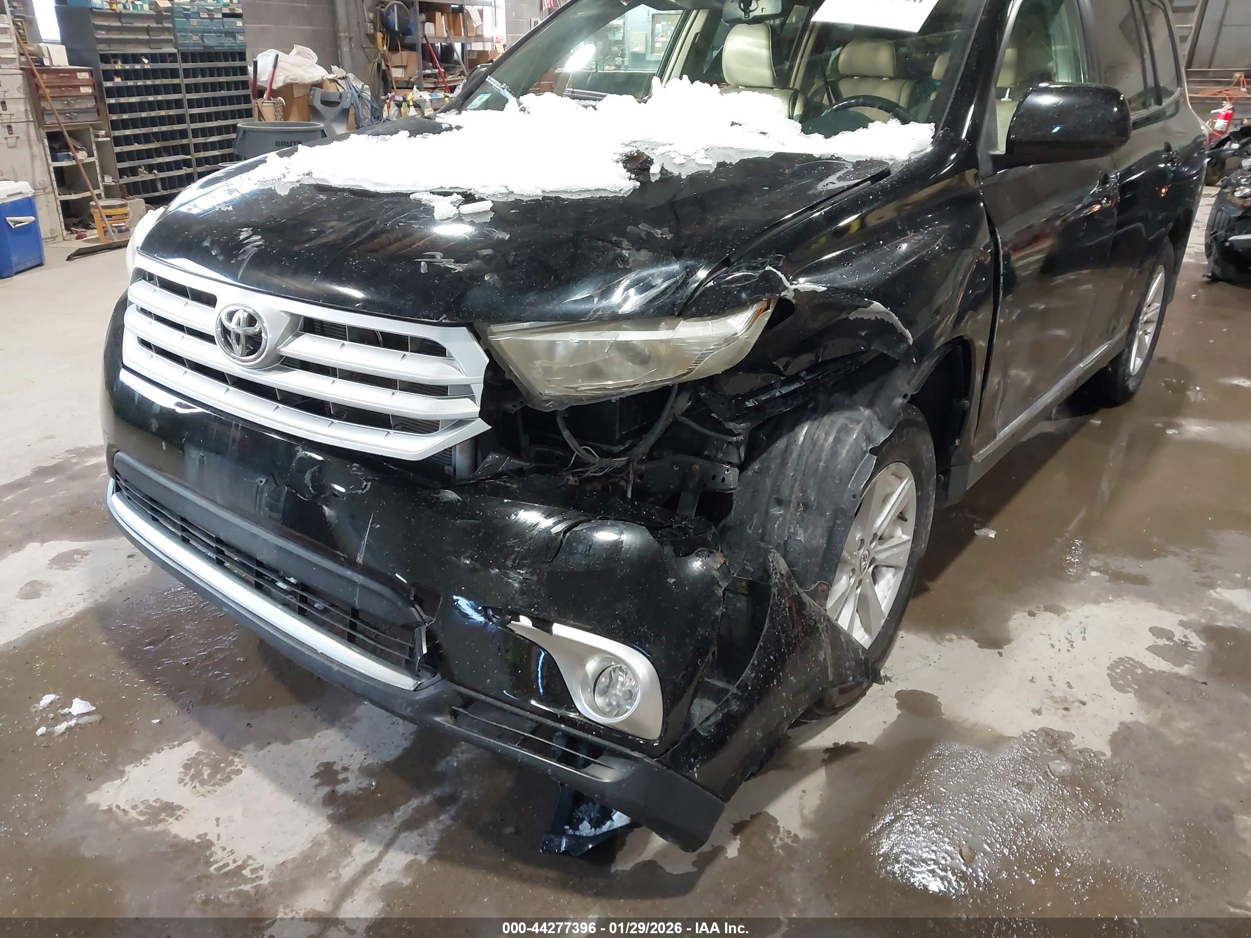 TOYOTA HIGHLANDER image 6