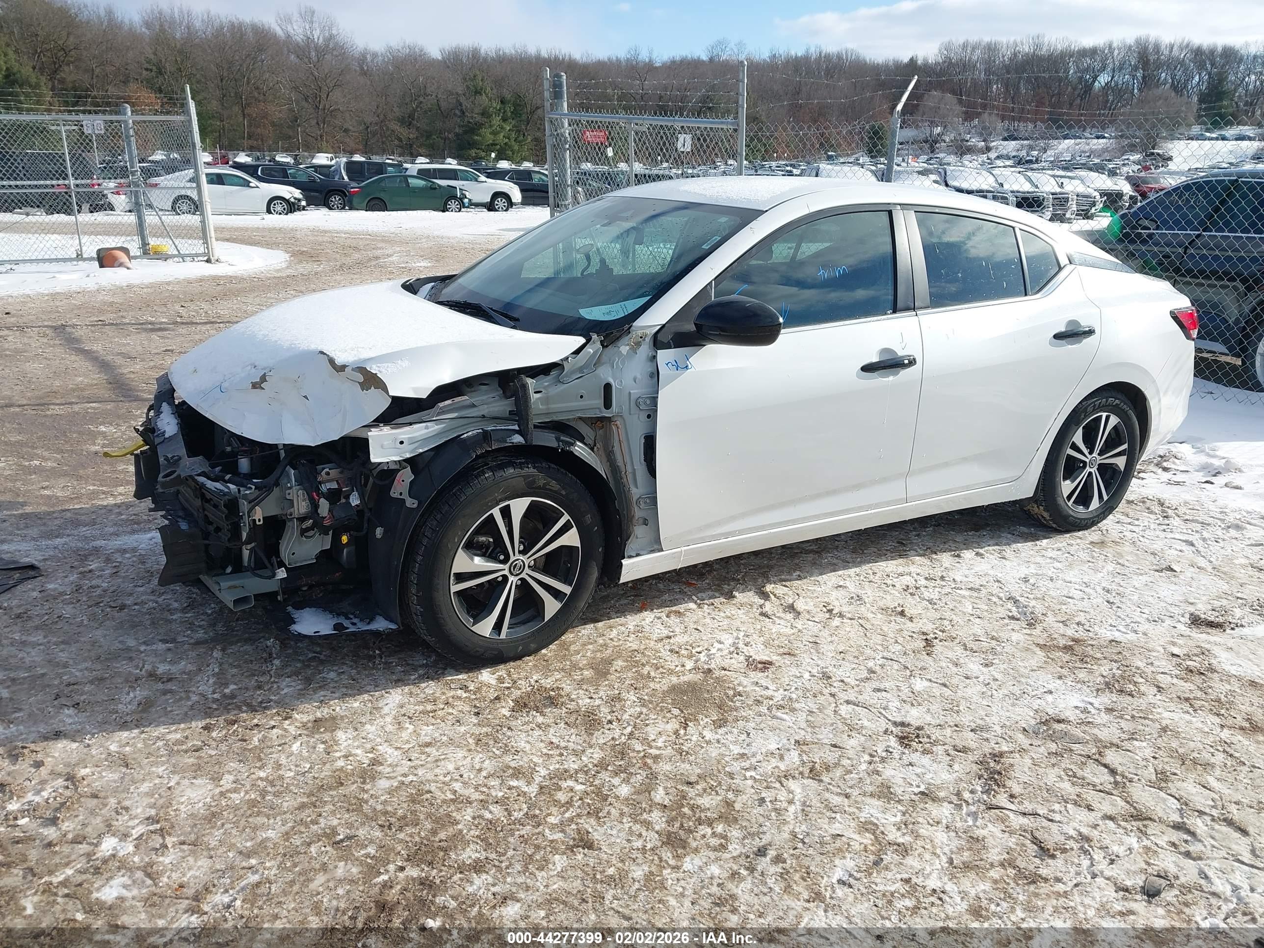 NISSAN SENTRA image 2