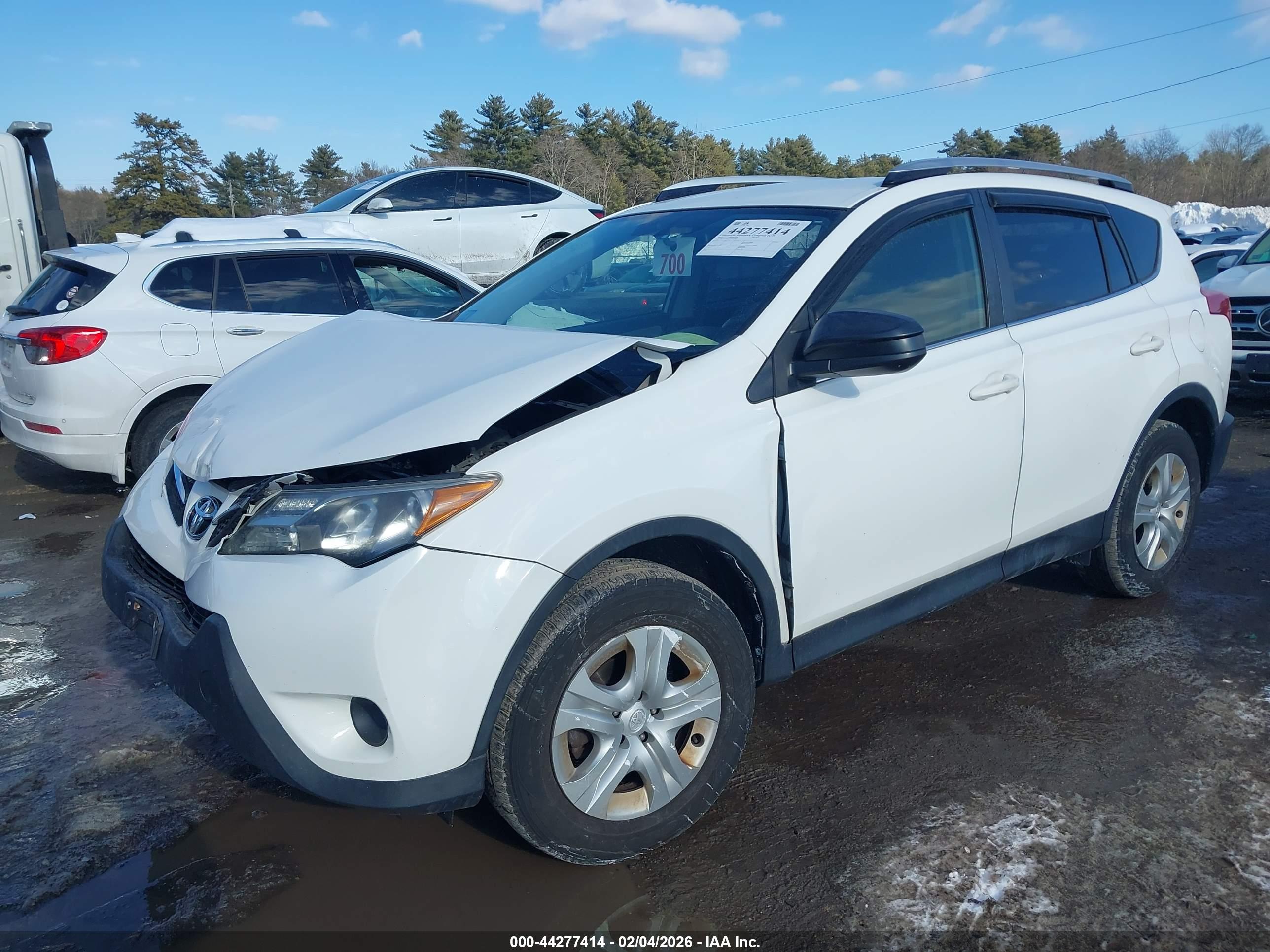 TOYOTA RAV4 image 2