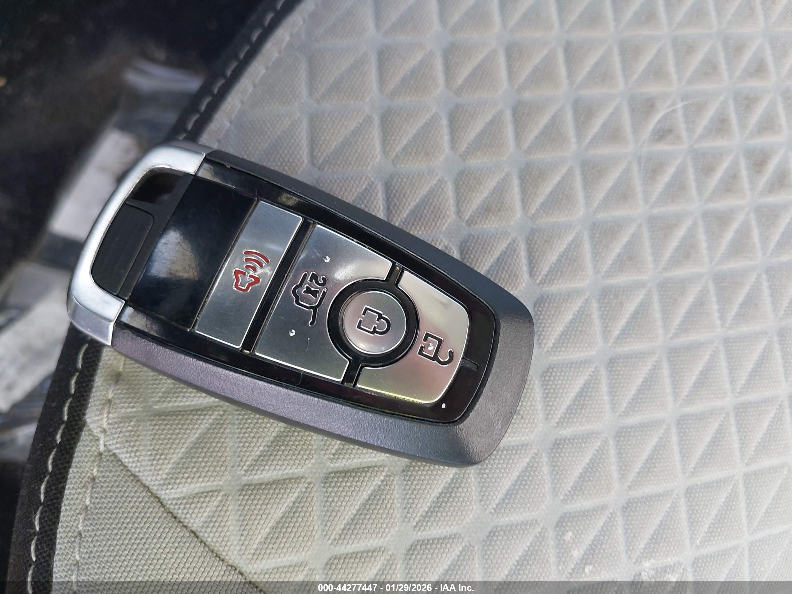 FORD ESCAPE image 11