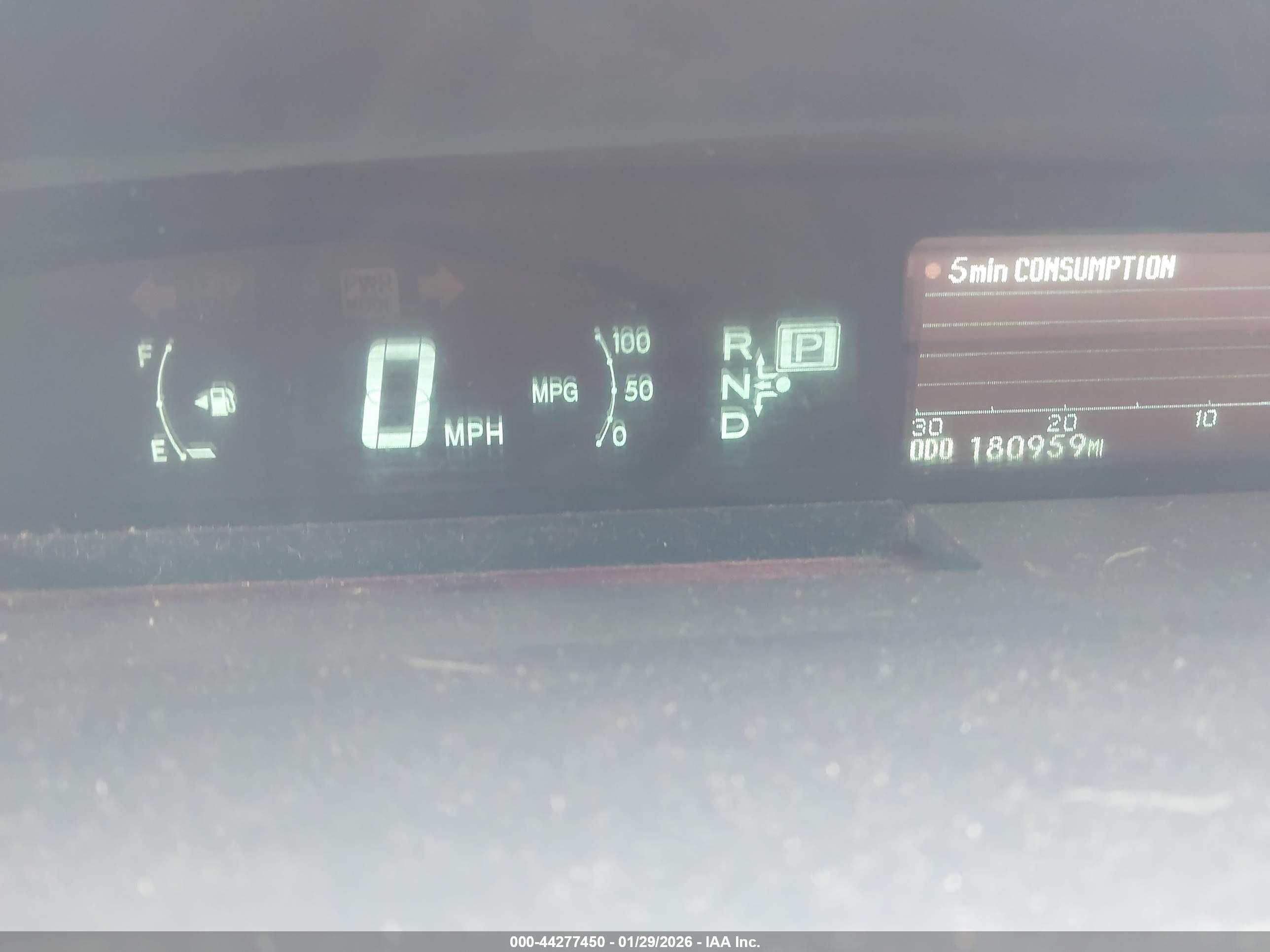TOYOTA PRIUS image 7