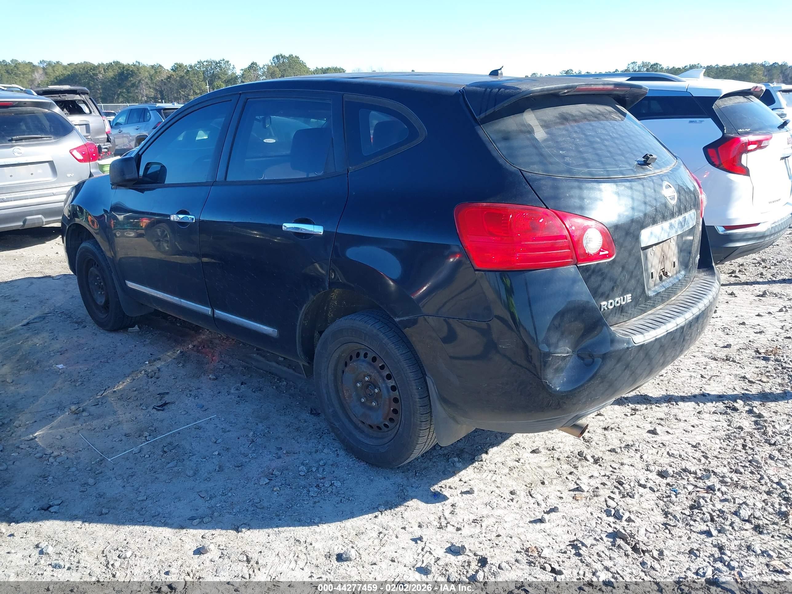 NISSAN ROGUE image 3