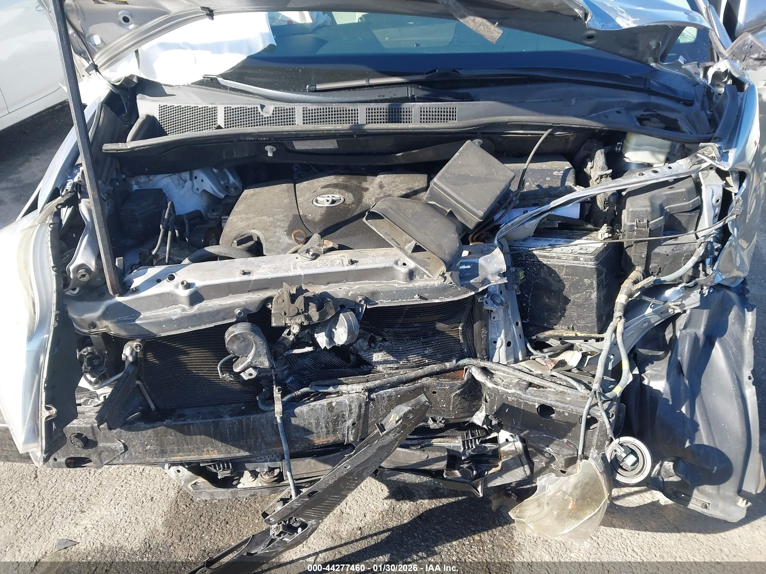 TOYOTA SIENNA image 10