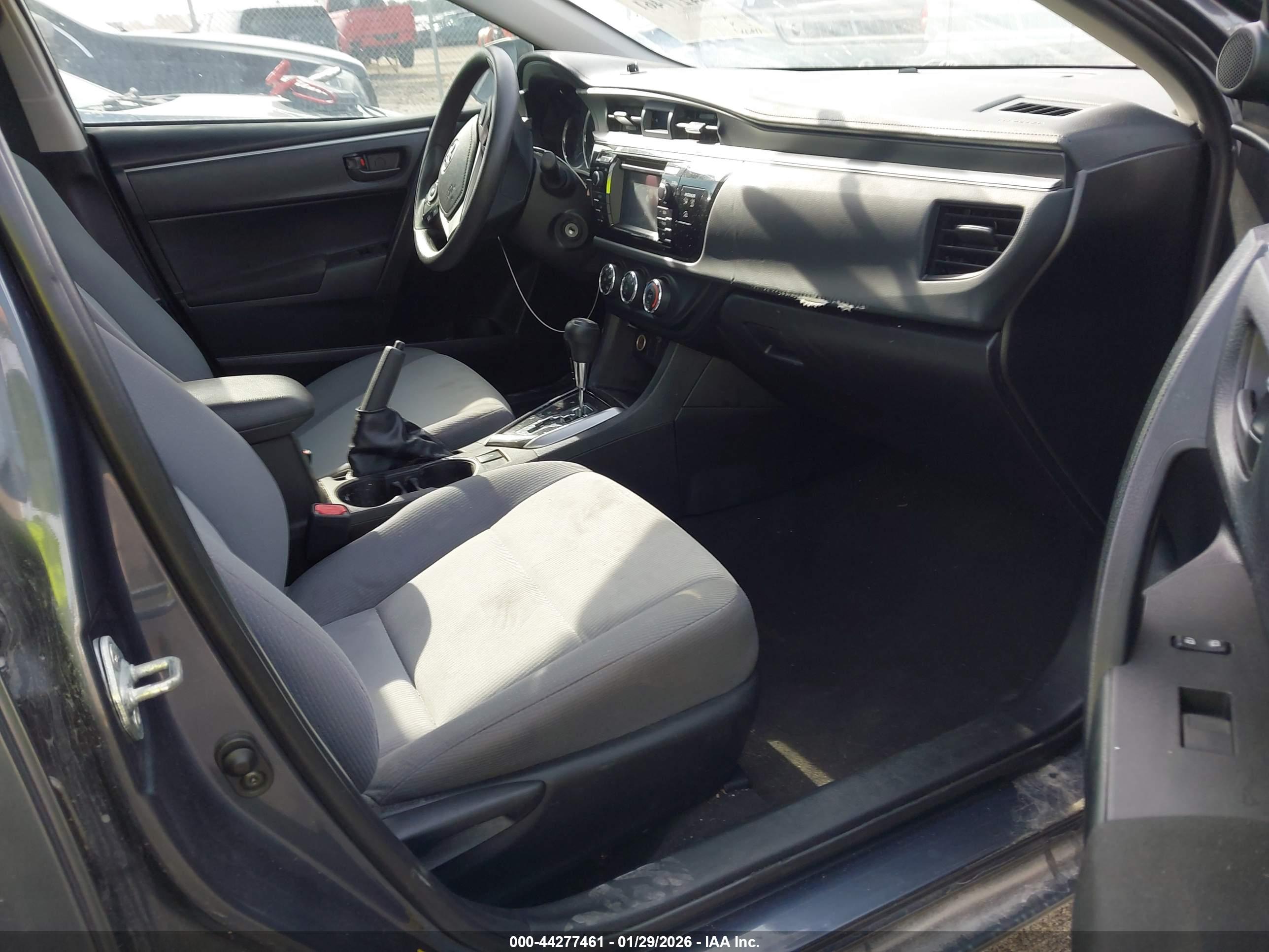 TOYOTA COROLLA image 5