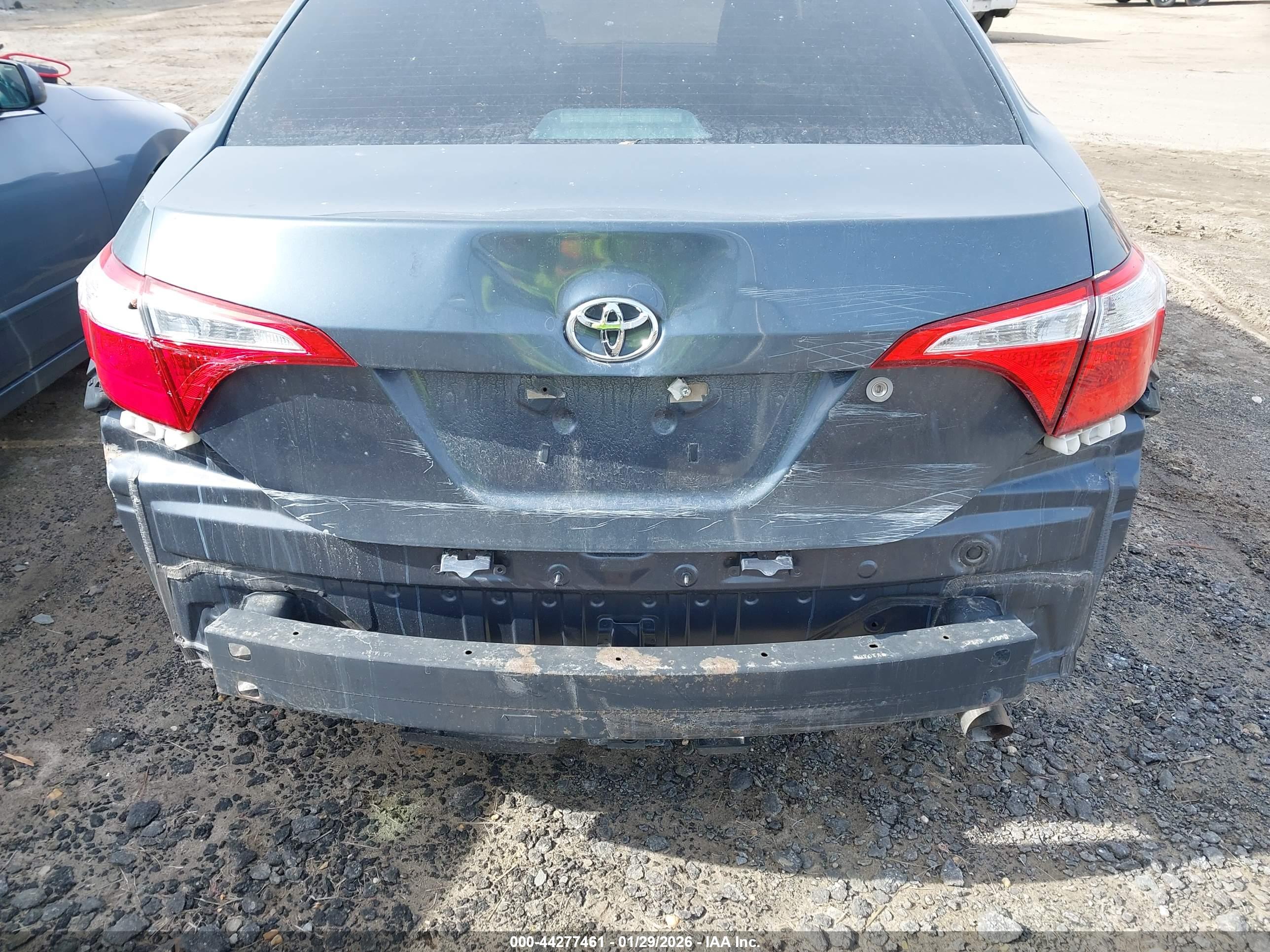TOYOTA COROLLA image 6
