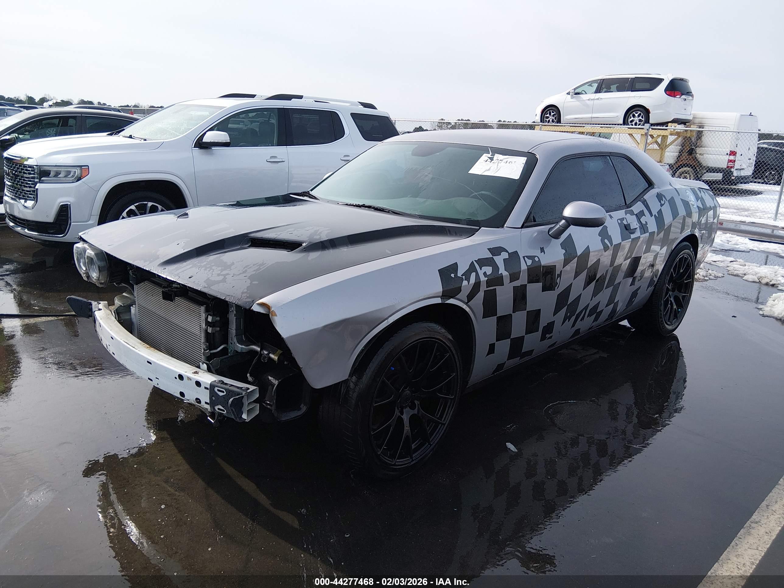 DODGE CHALLENGER image 2