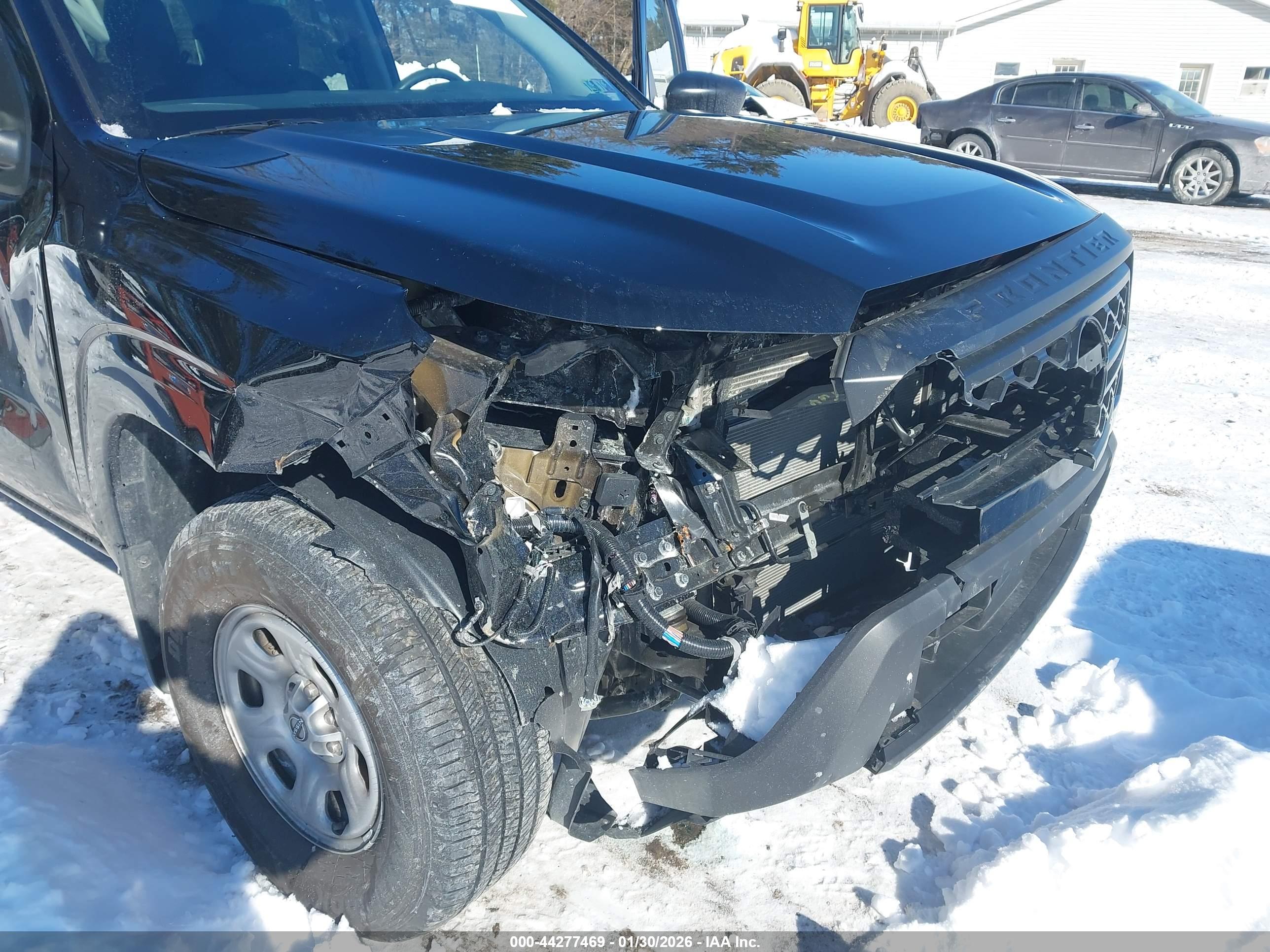NISSAN FRONTIER image 6