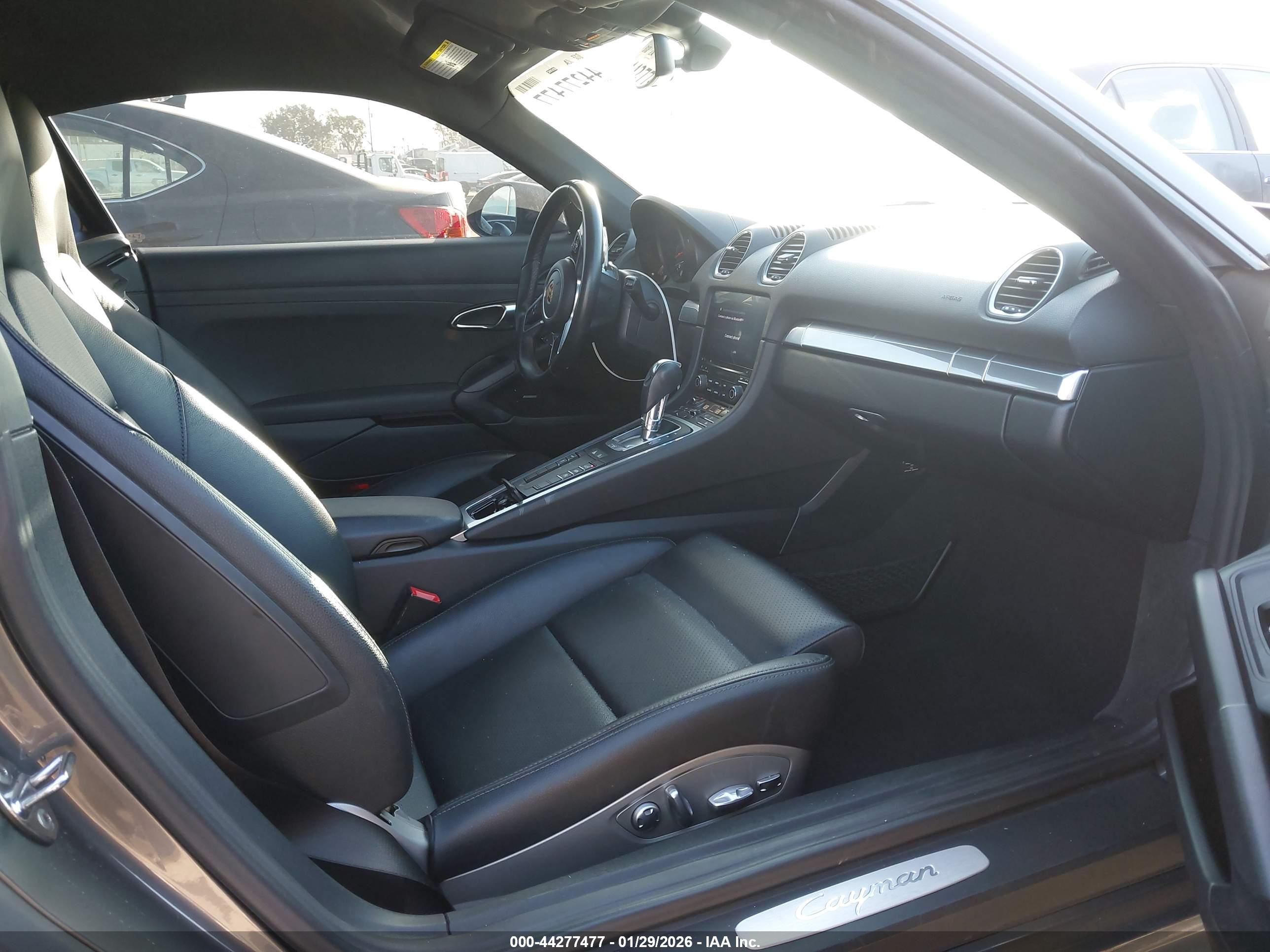 PORSCHE 718 image 5
