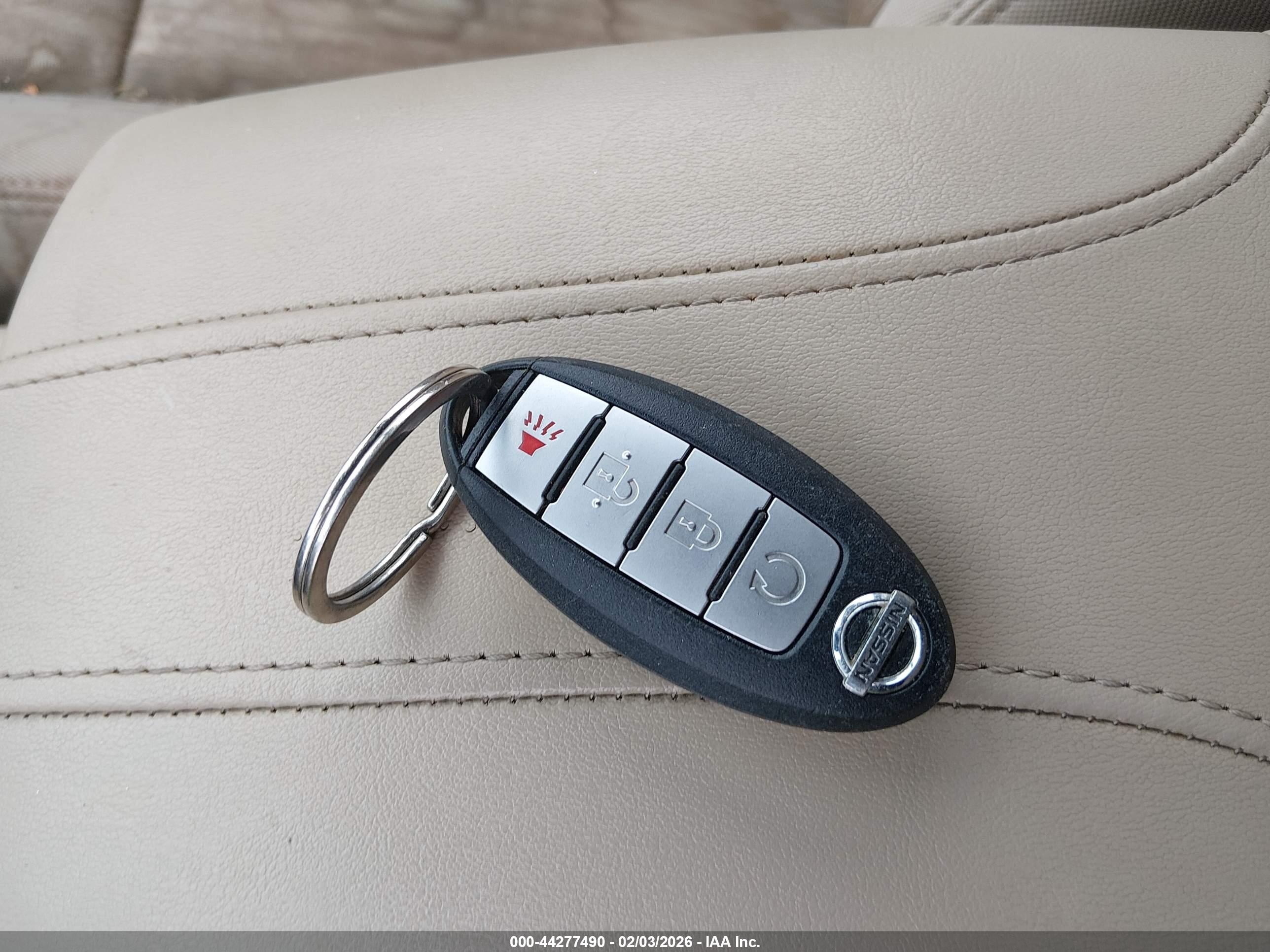 NISSAN ROGUE image 11