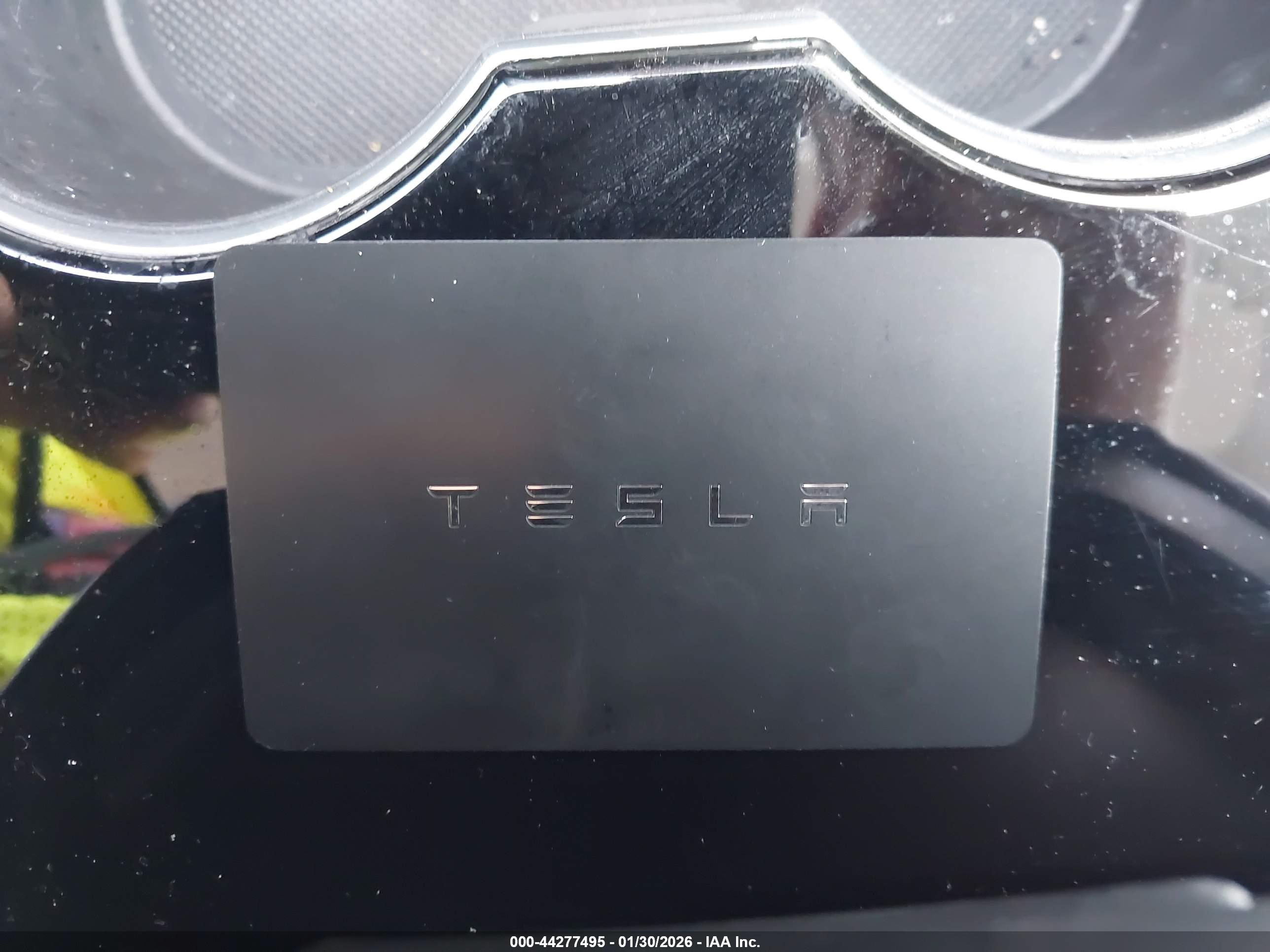 TESLA MODEL image 11