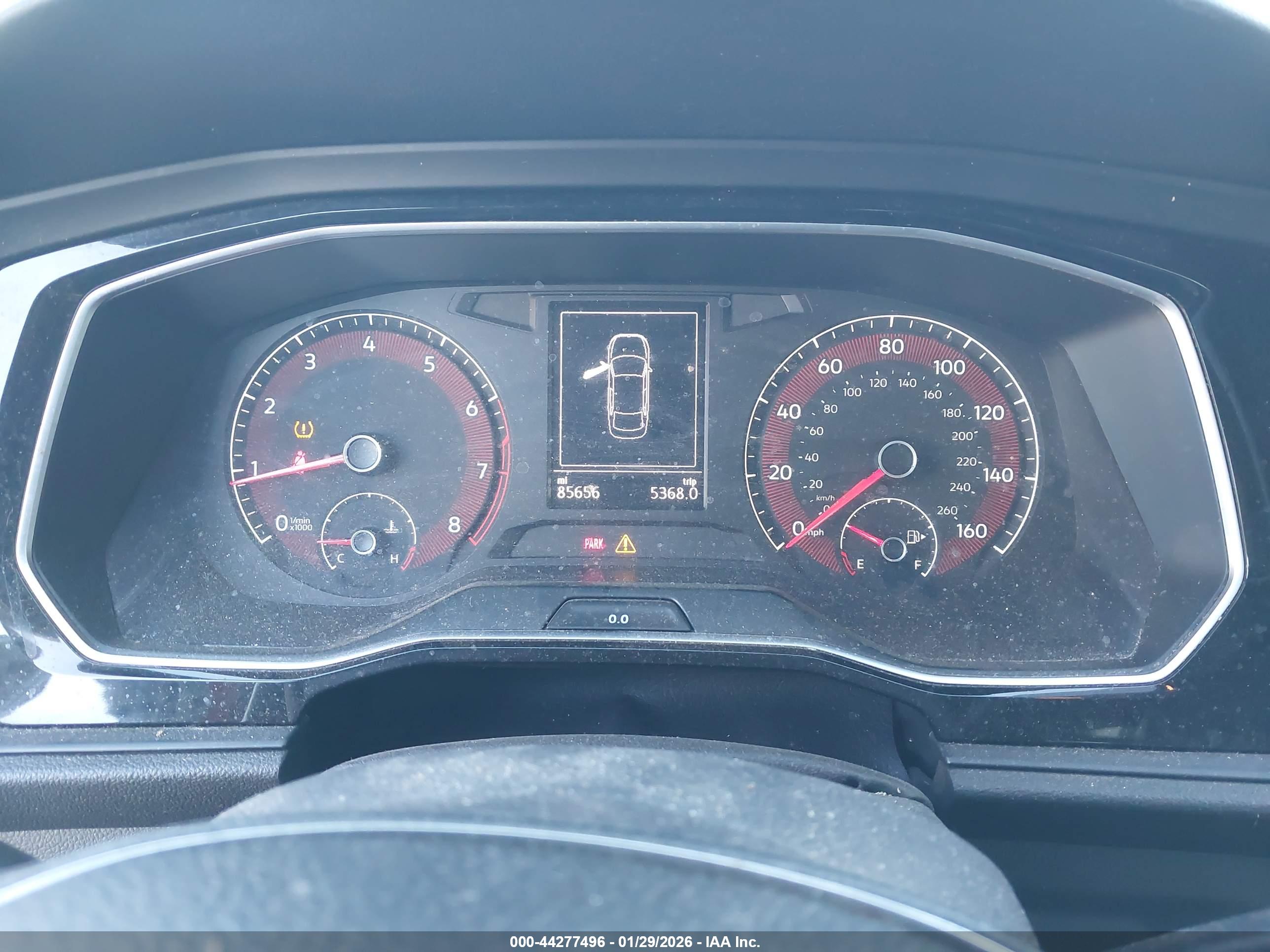 VOLKSWAGEN JETTA image 7