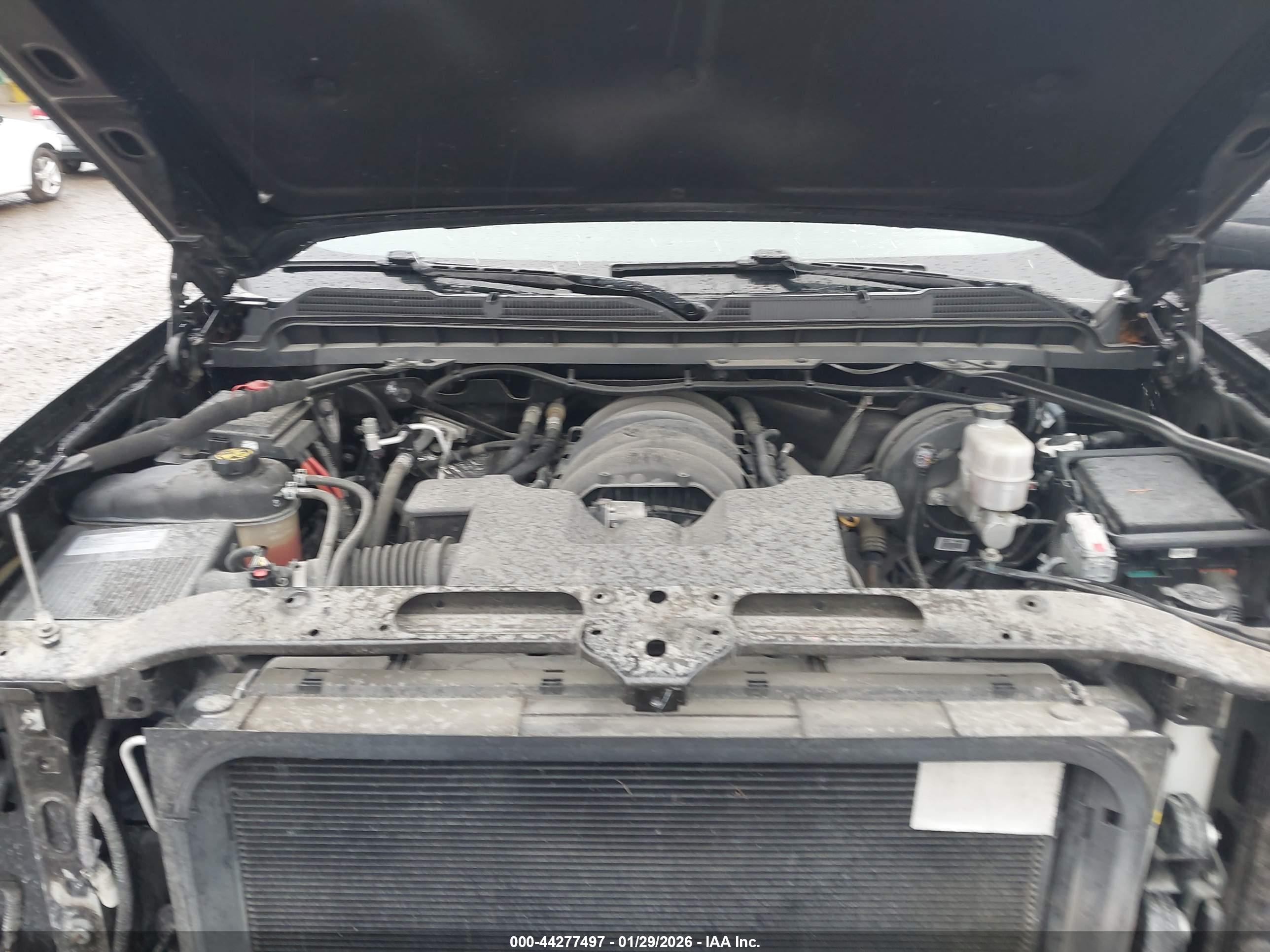 CHEVROLET SILVERADO image 10