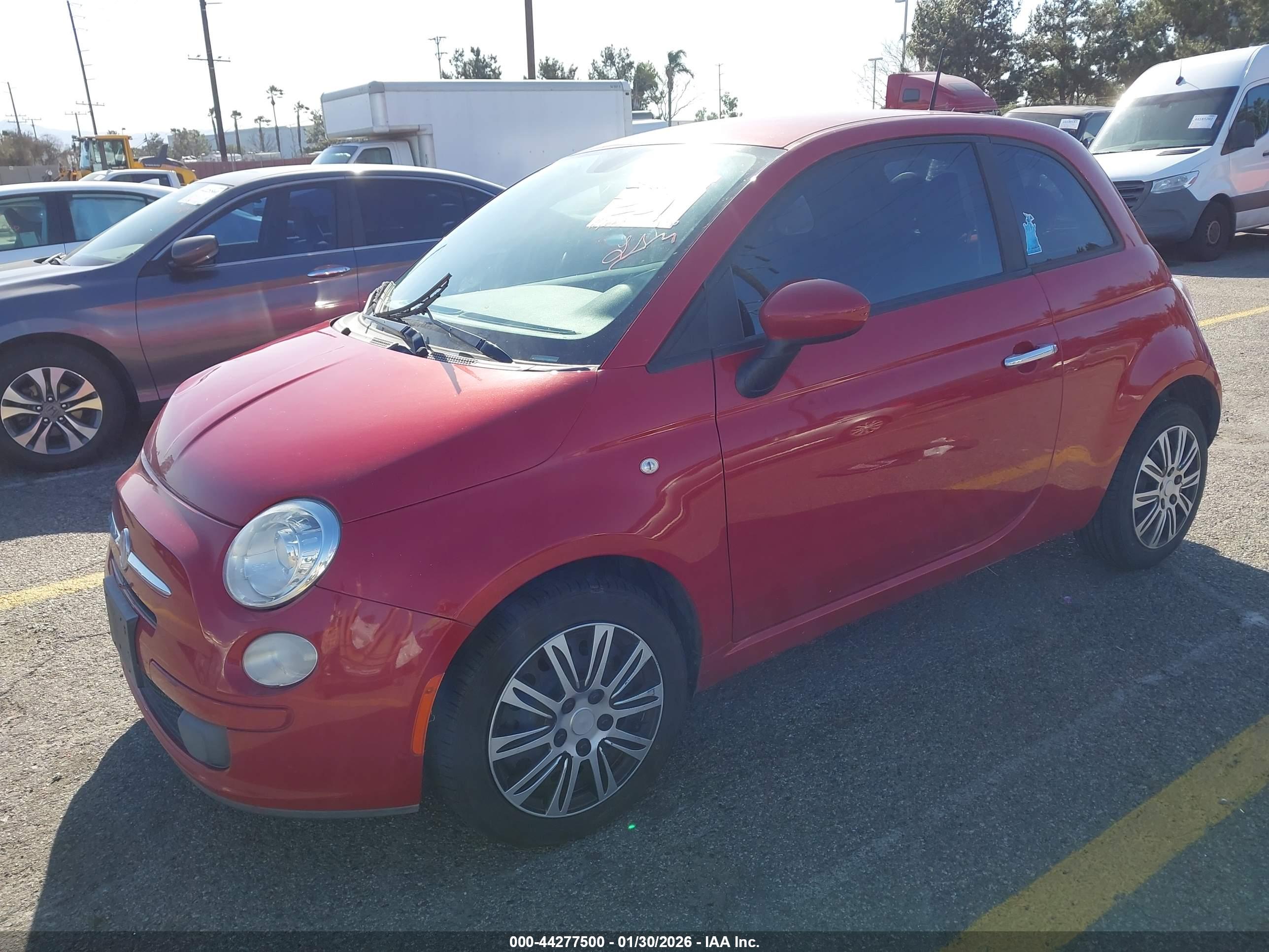 FIAT 500 image 2
