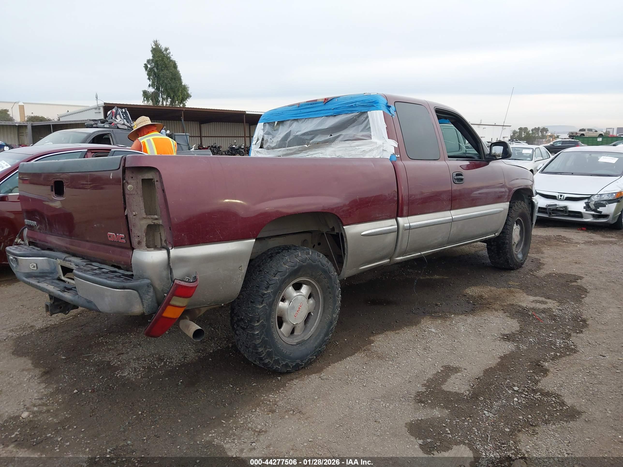 GMC SIERRA image 4