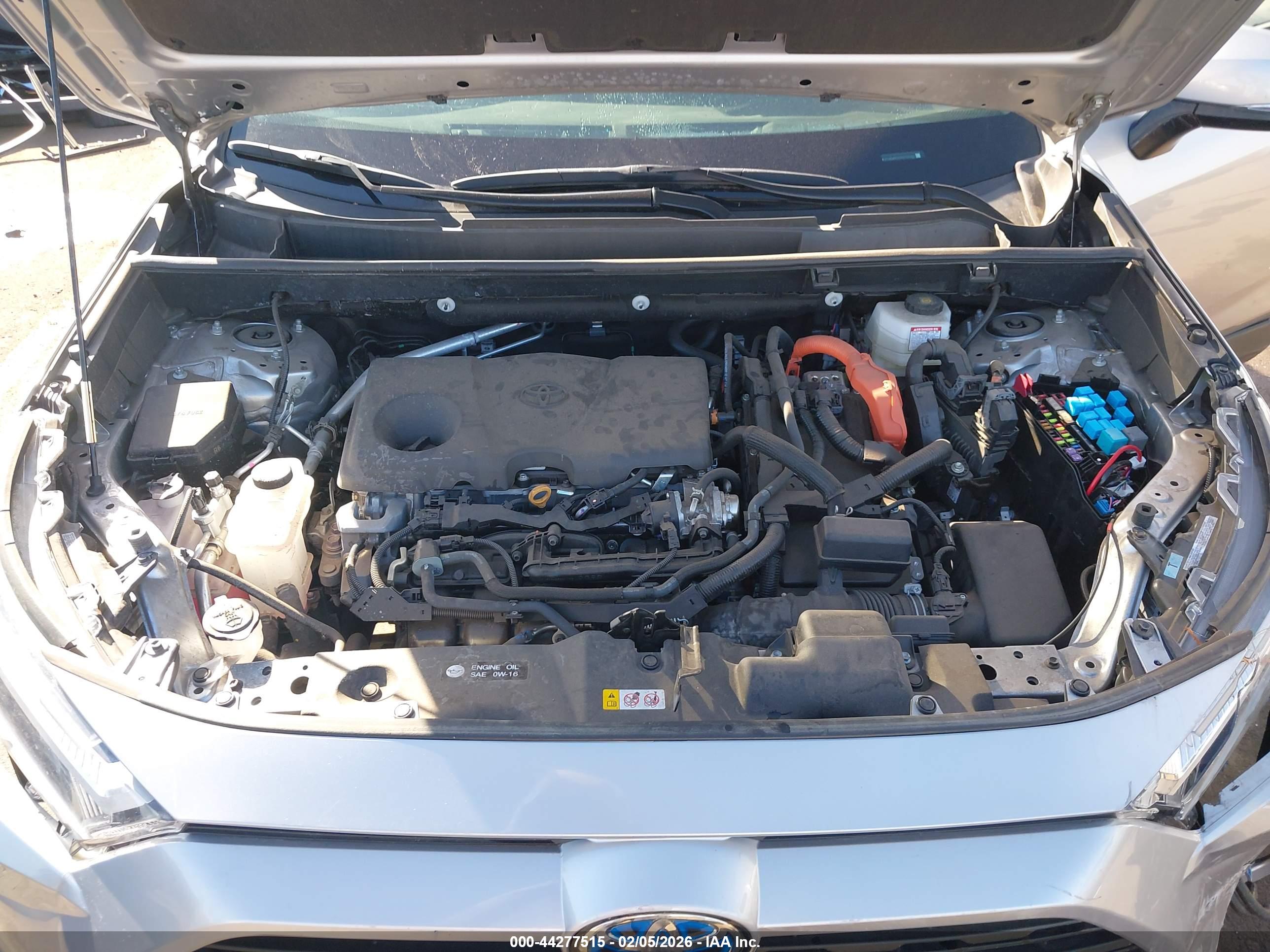 TOYOTA RAV4 image 10