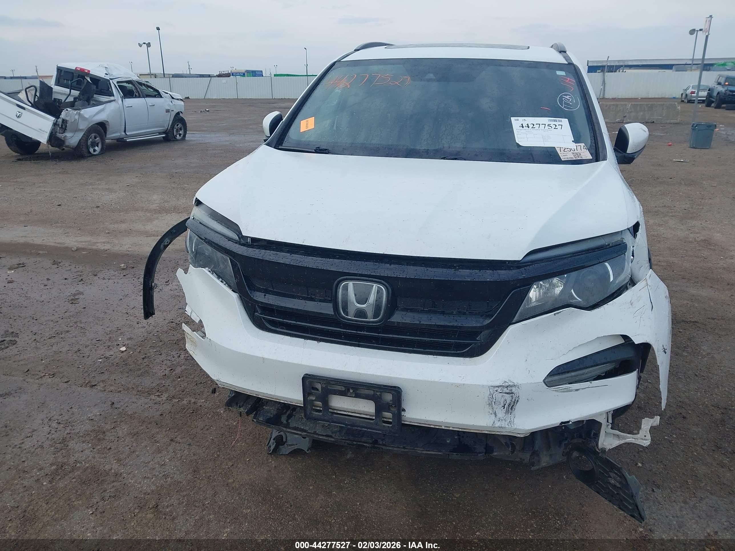 HONDA PILOT image 6