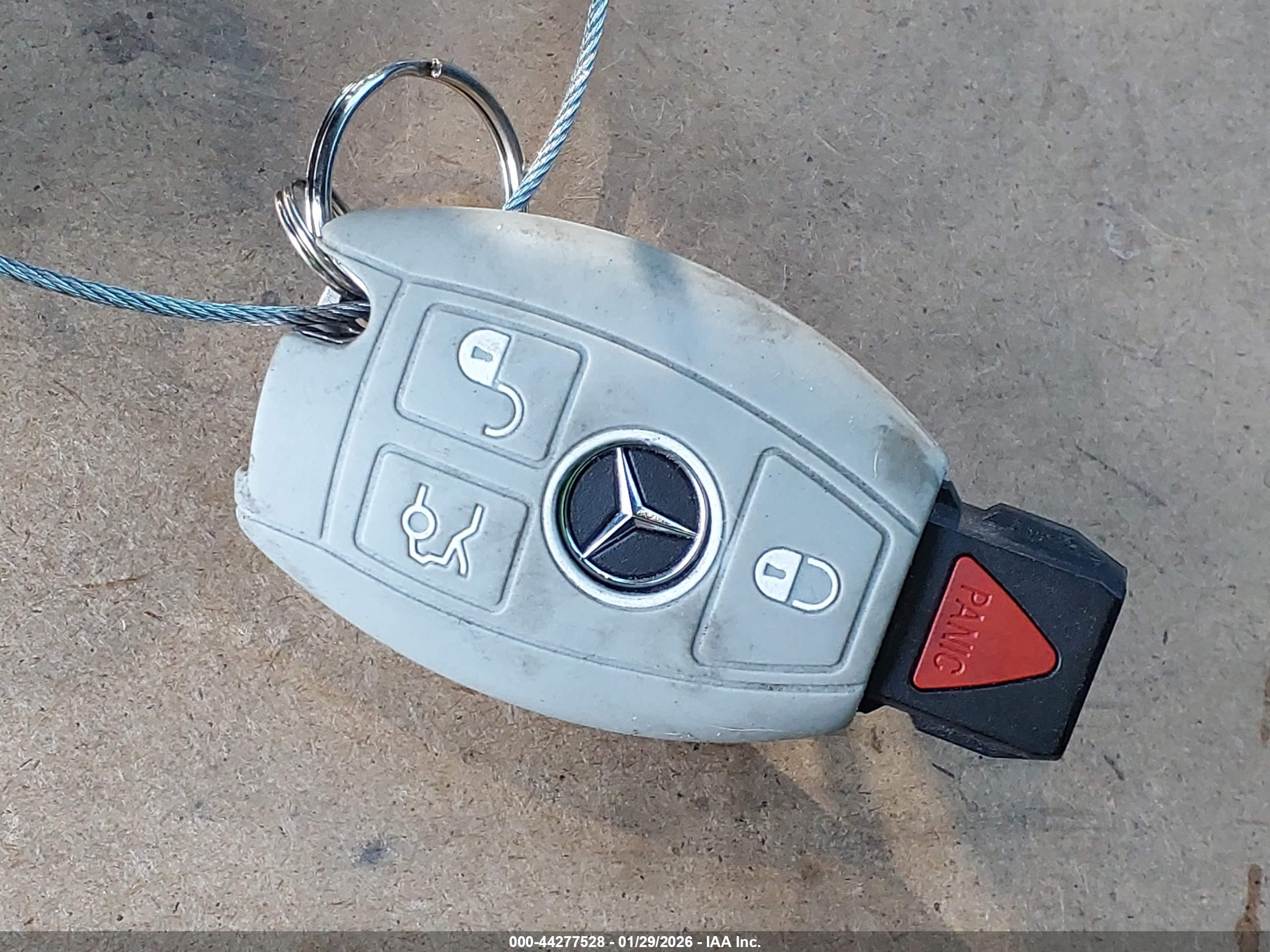 MERCEDES-BENZ CLA image 11