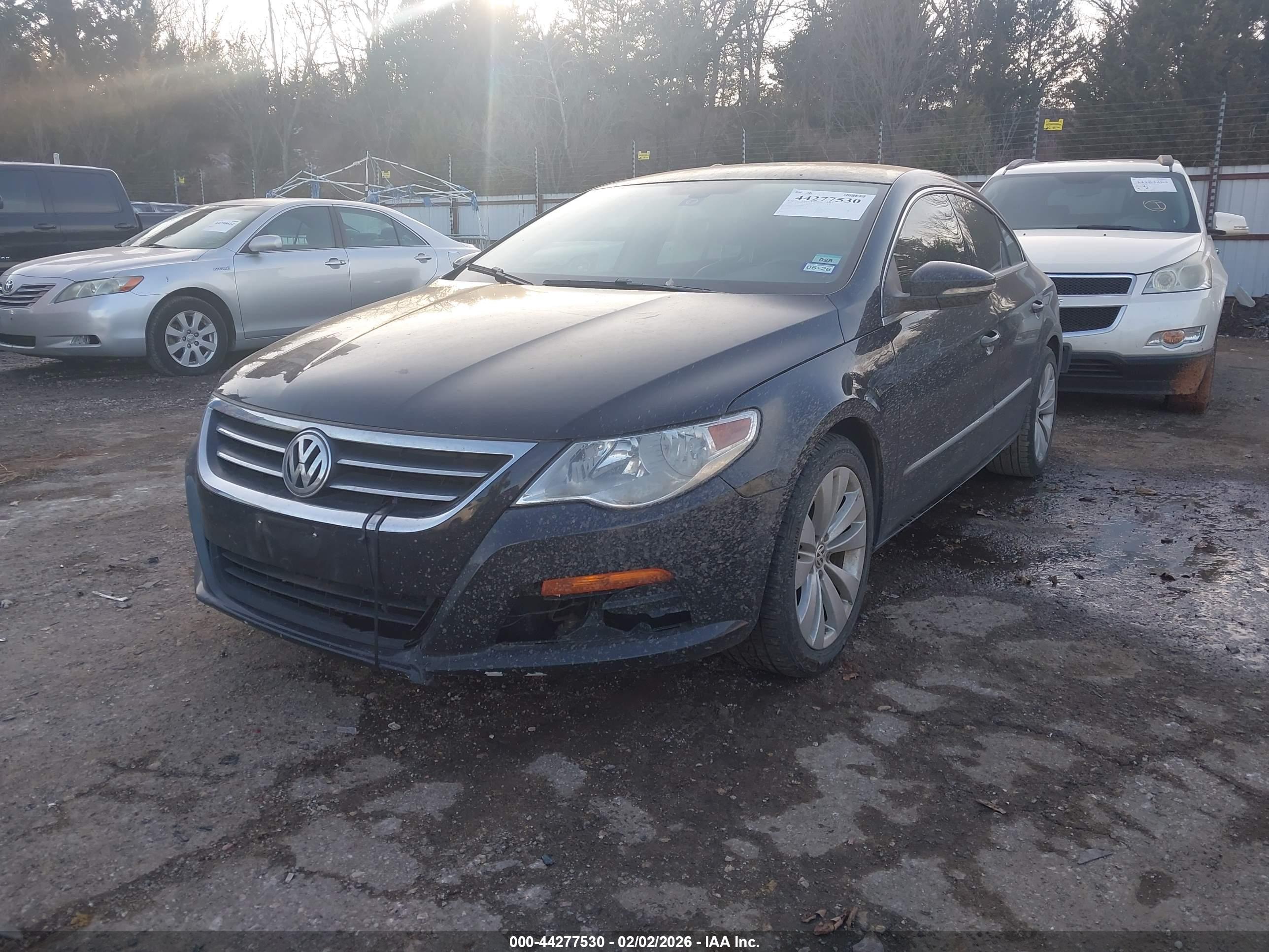VOLKSWAGEN CC image 2