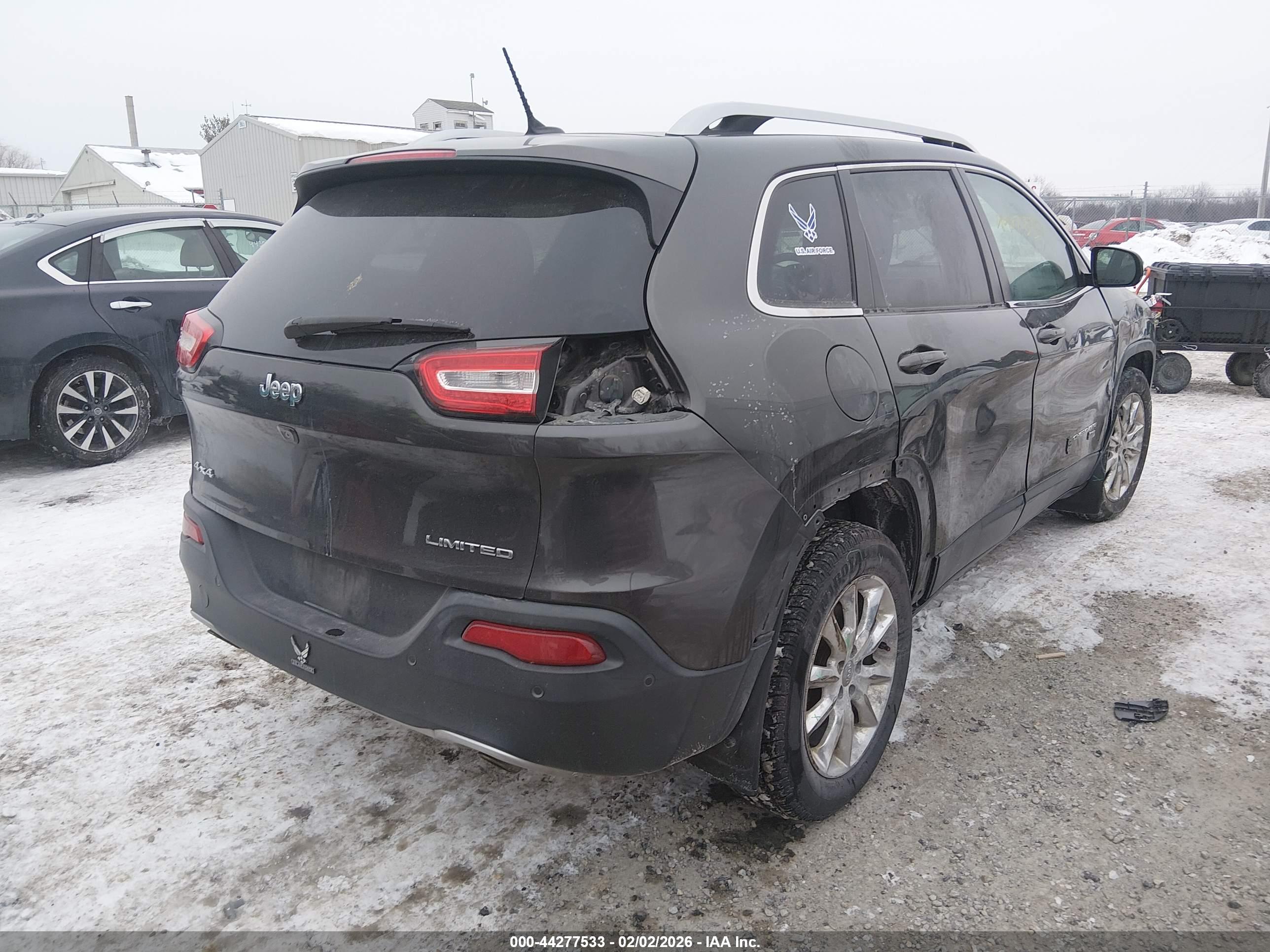 JEEP CHEROKEE image 4