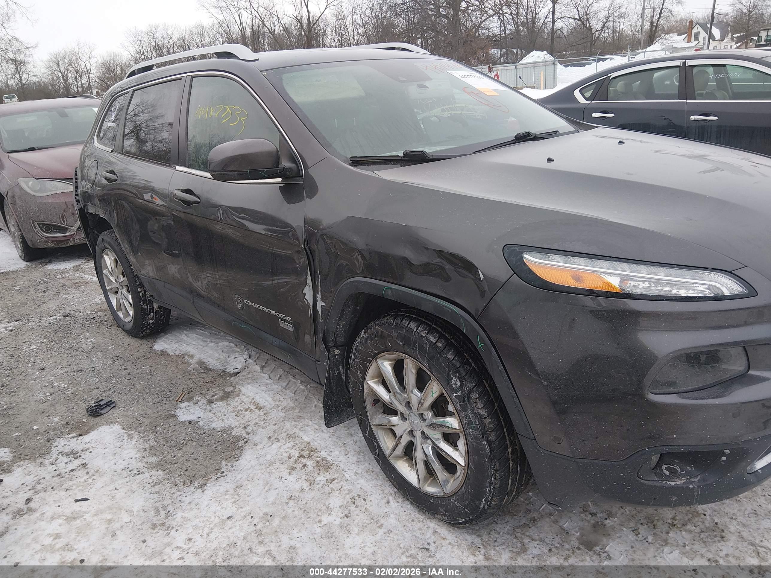 JEEP CHEROKEE image 6