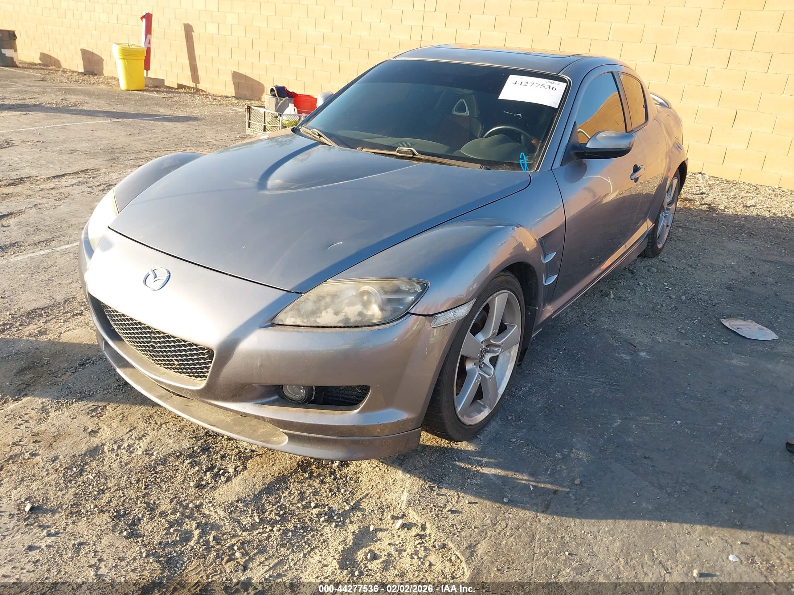 MAZDA RX-8 image 2