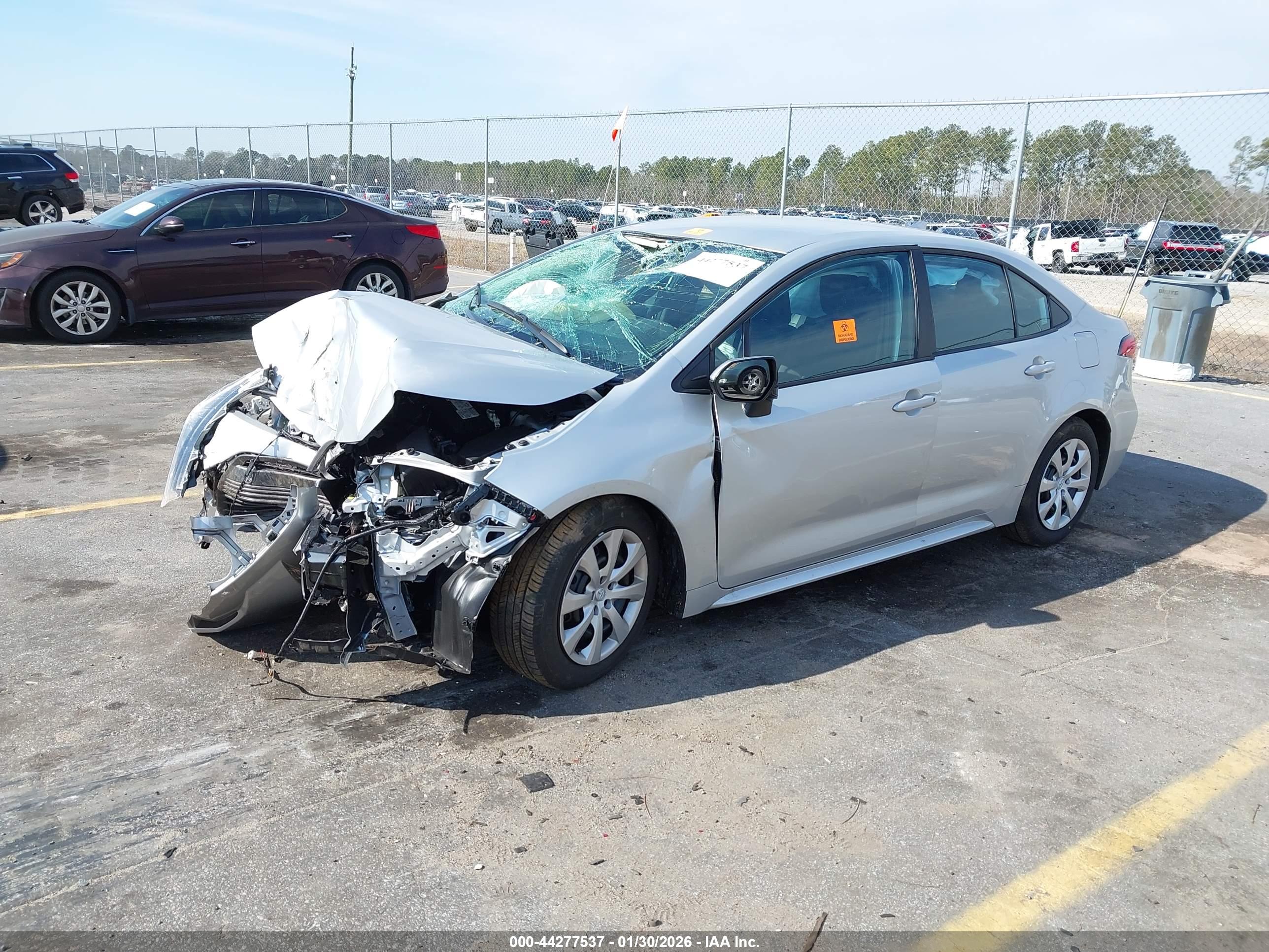 TOYOTA COROLLA image 2
