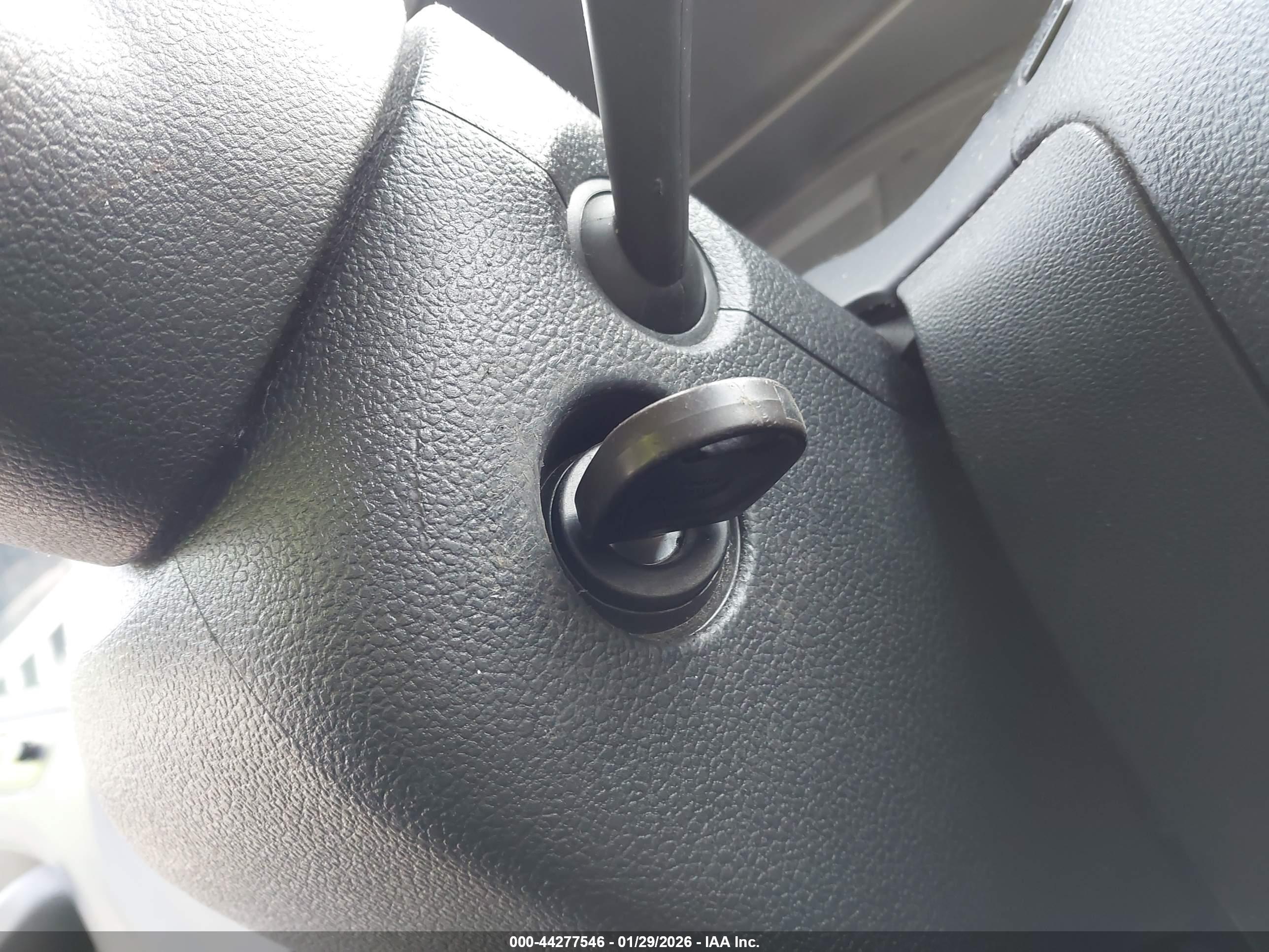 VOLKSWAGEN JETTA image 11