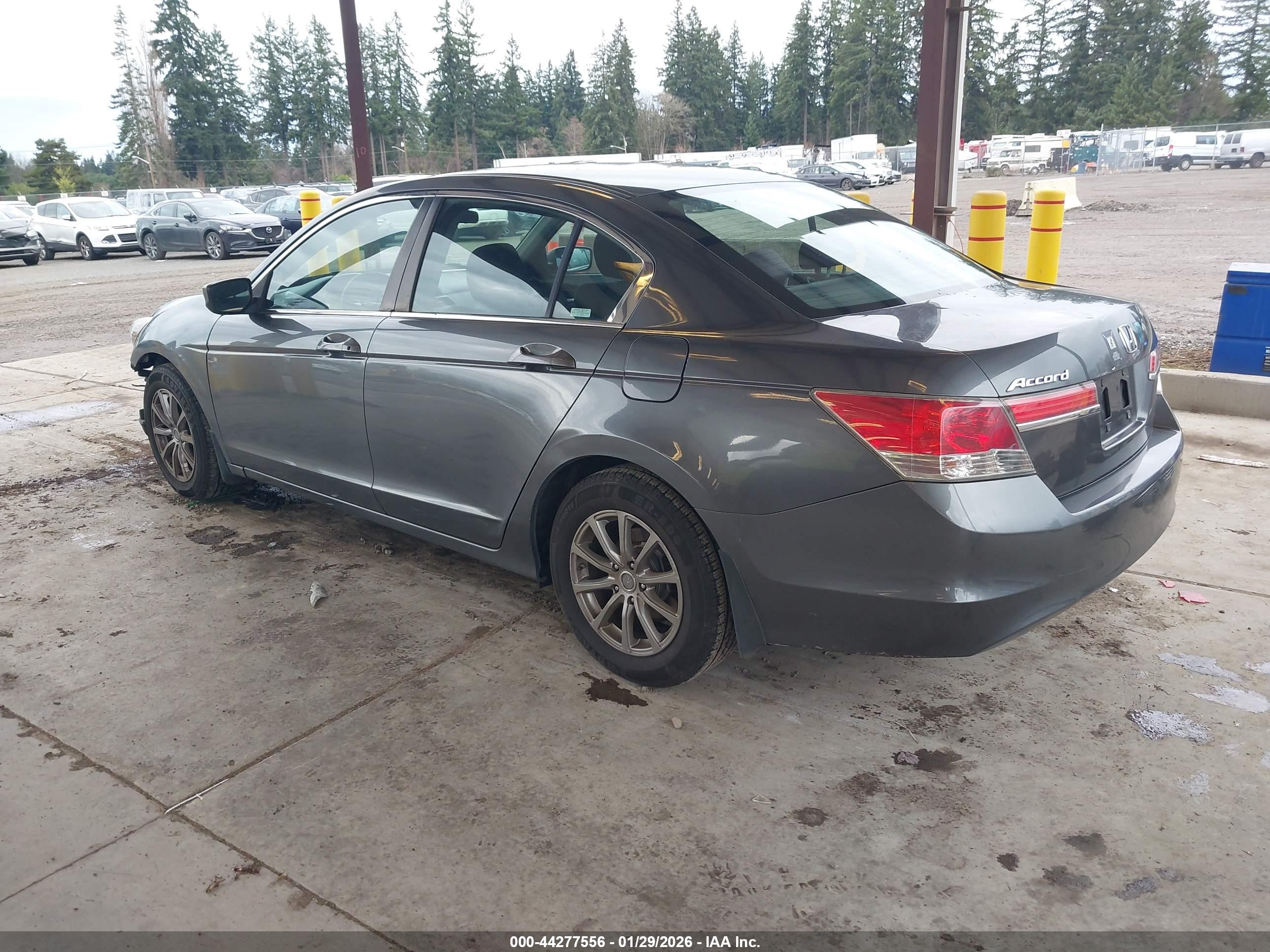 HONDA ACCORD image 3