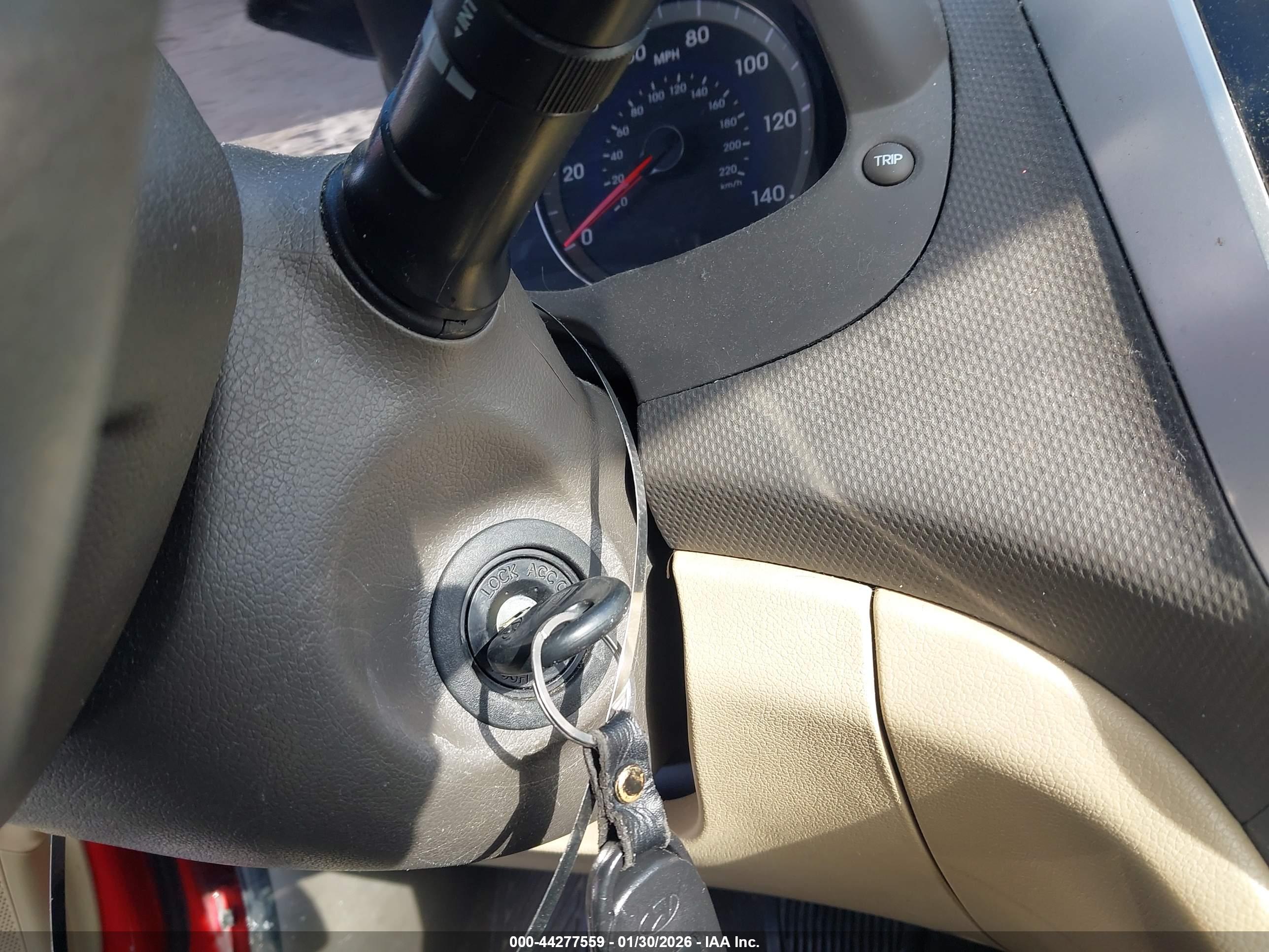HYUNDAI ACCENT image 11