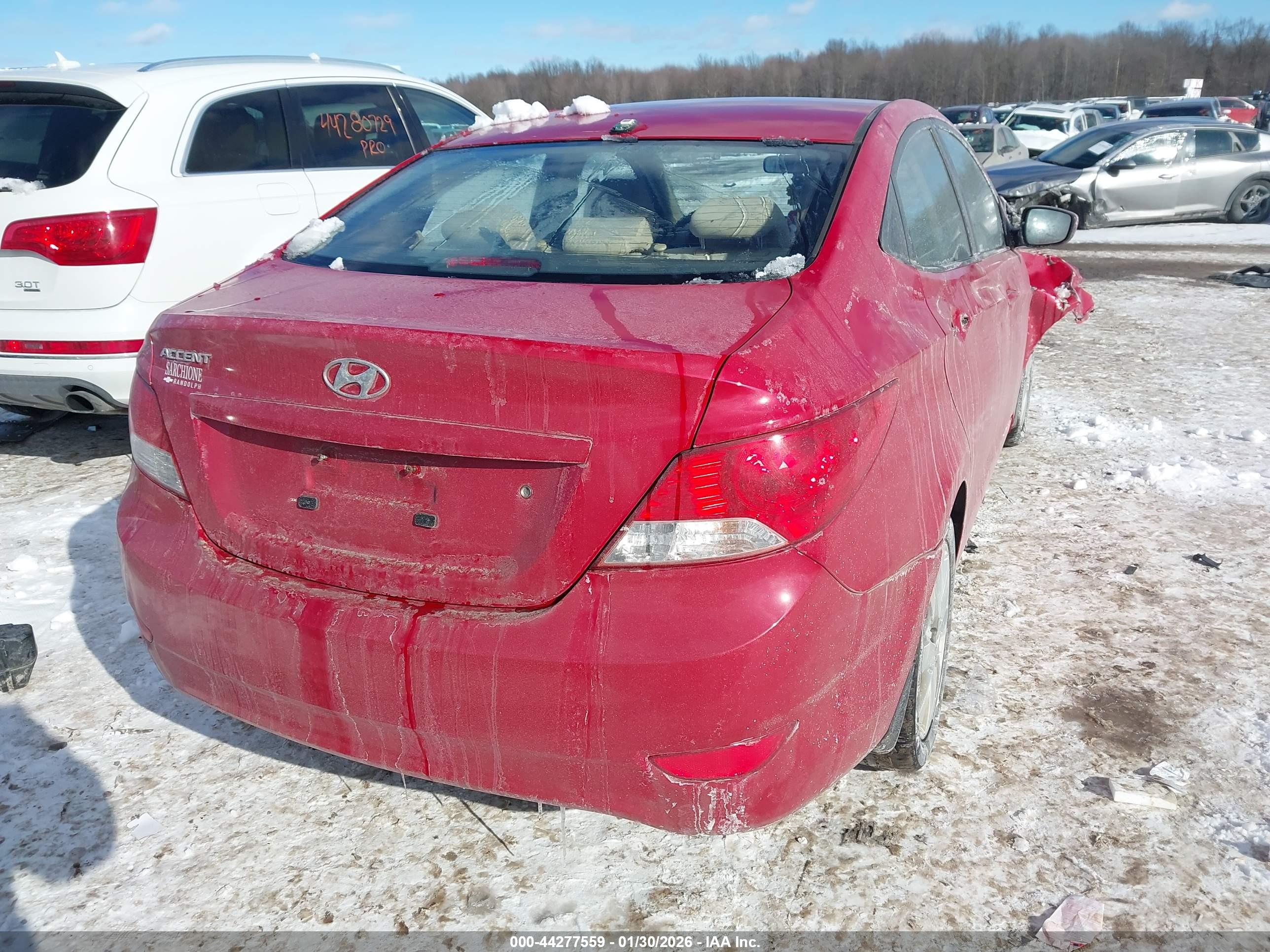 HYUNDAI ACCENT image 4