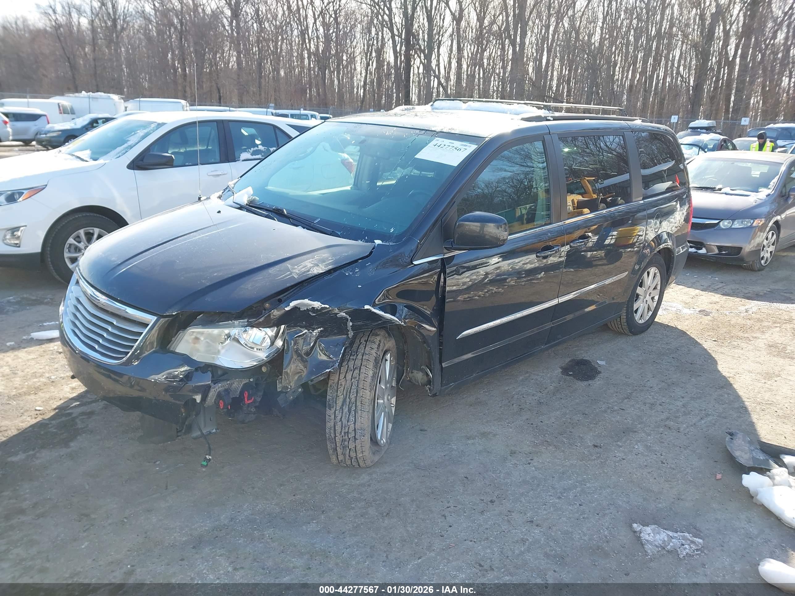 CHRYSLER TOWN image 2