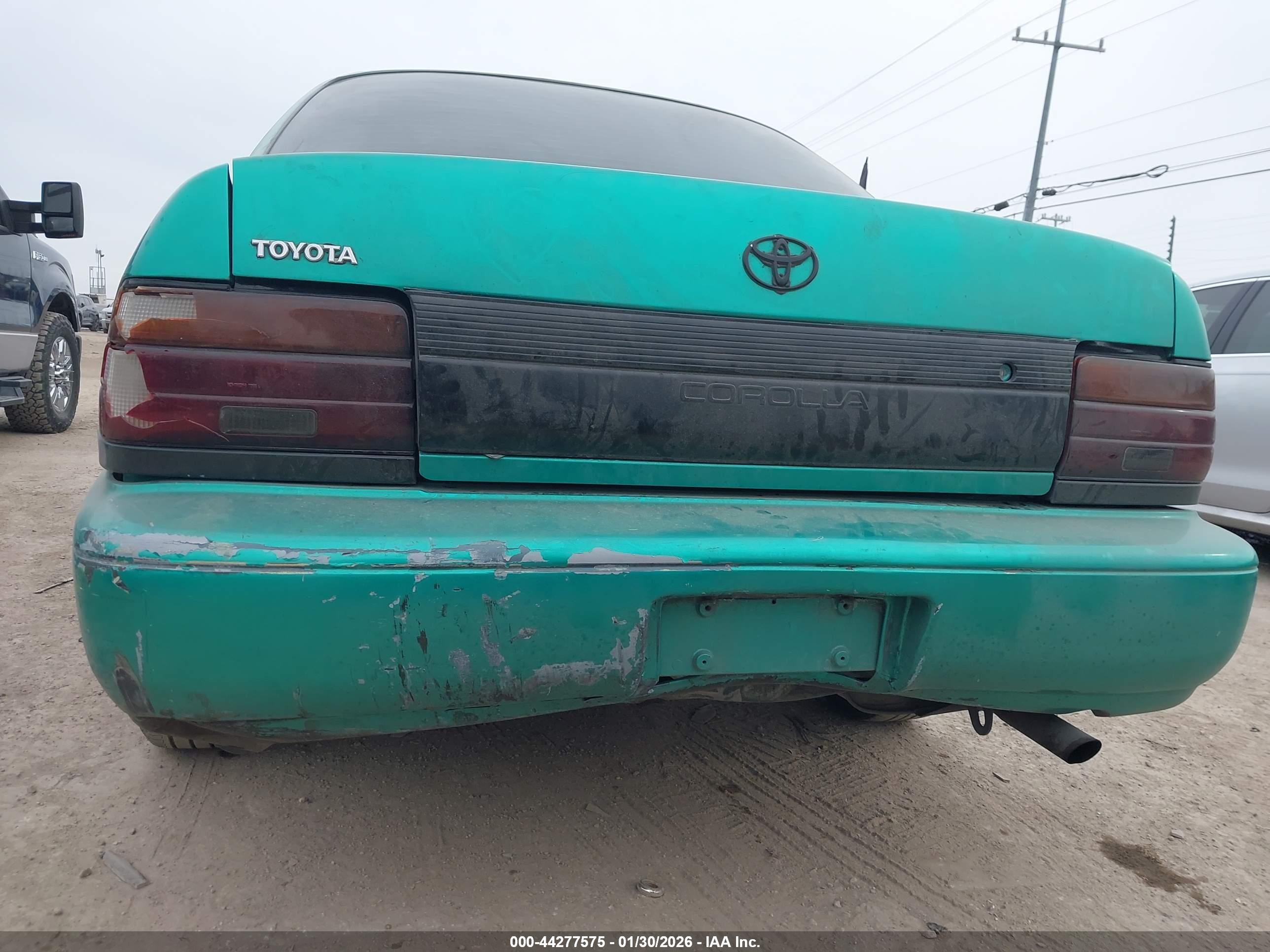 TOYOTA COROLLA image 6