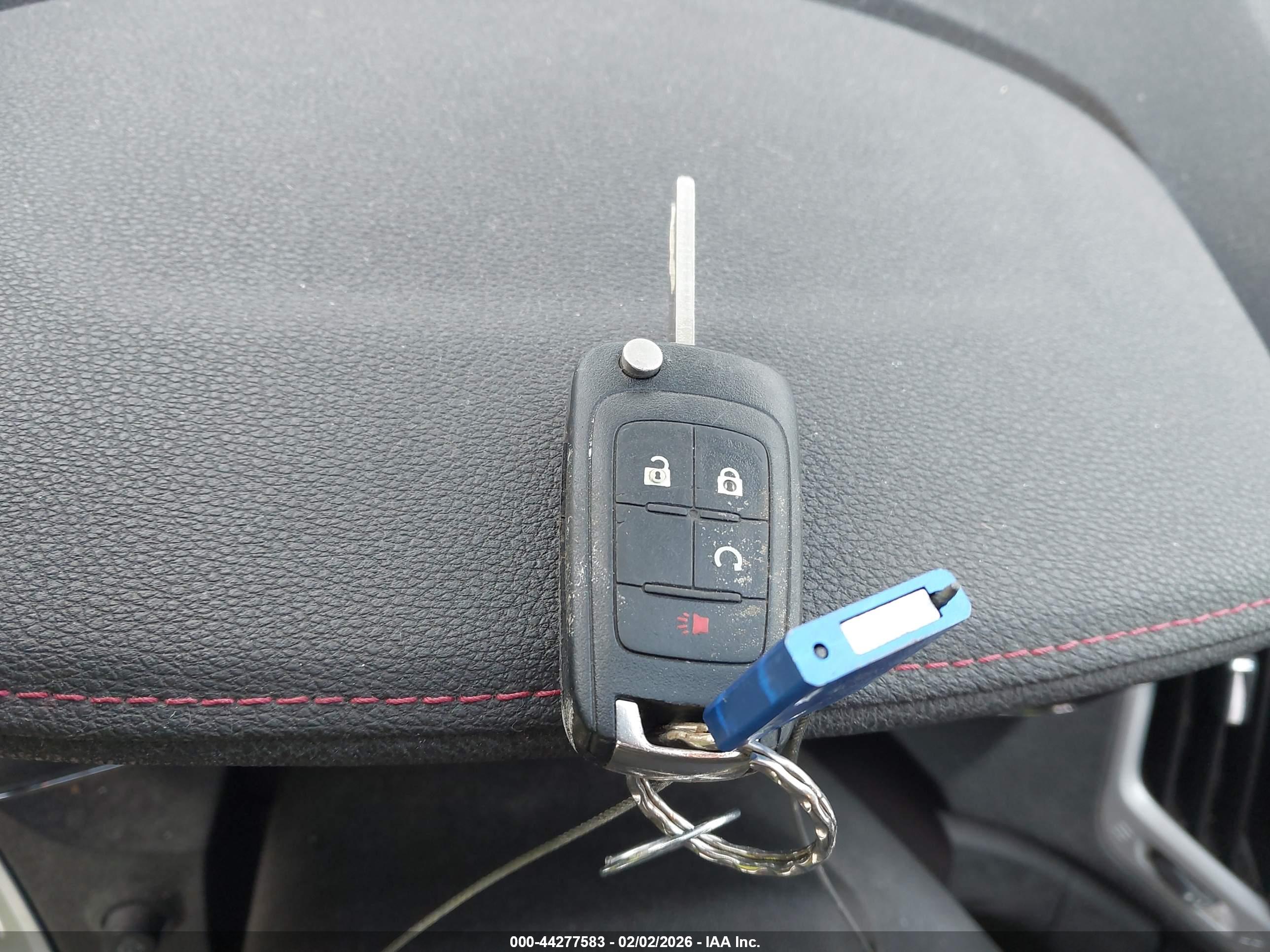 GMC TERRAIN image 11