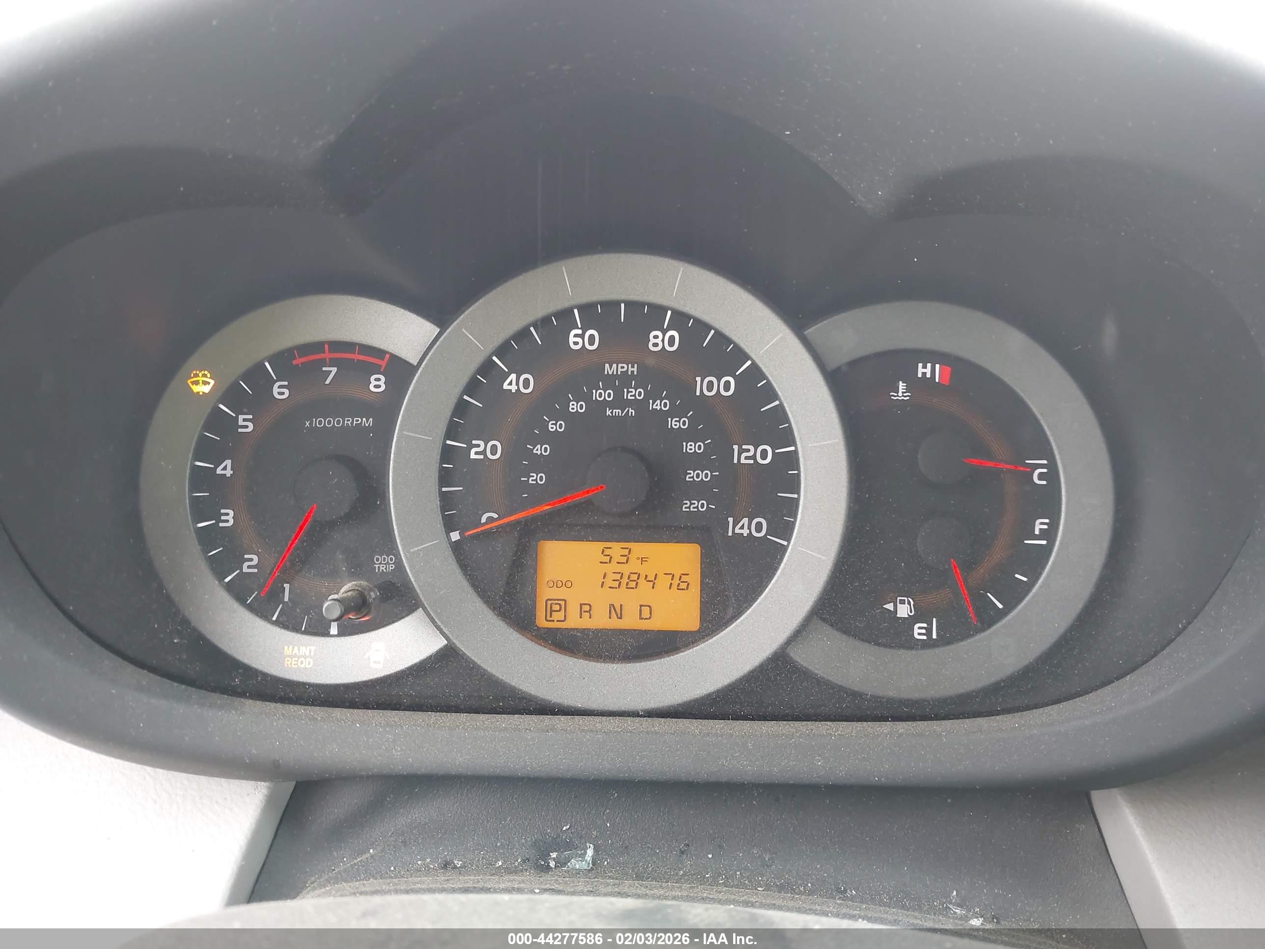 TOYOTA RAV4 image 7