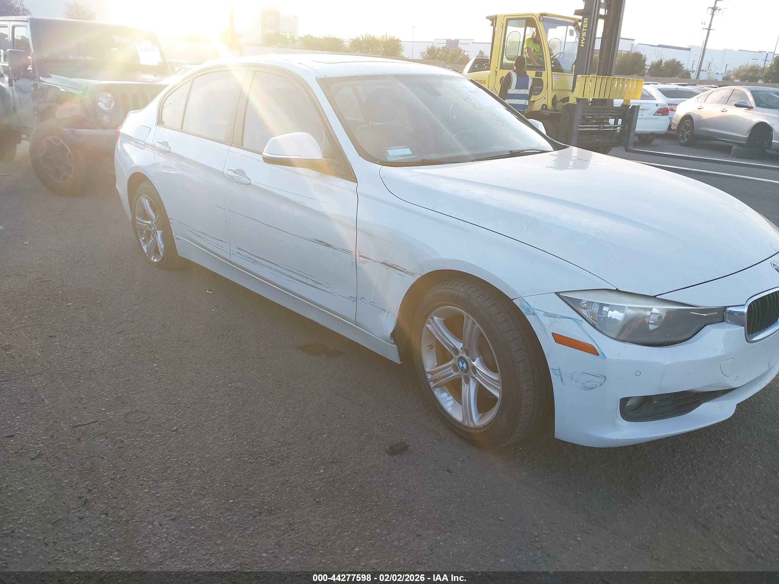 BMW 328I image 6