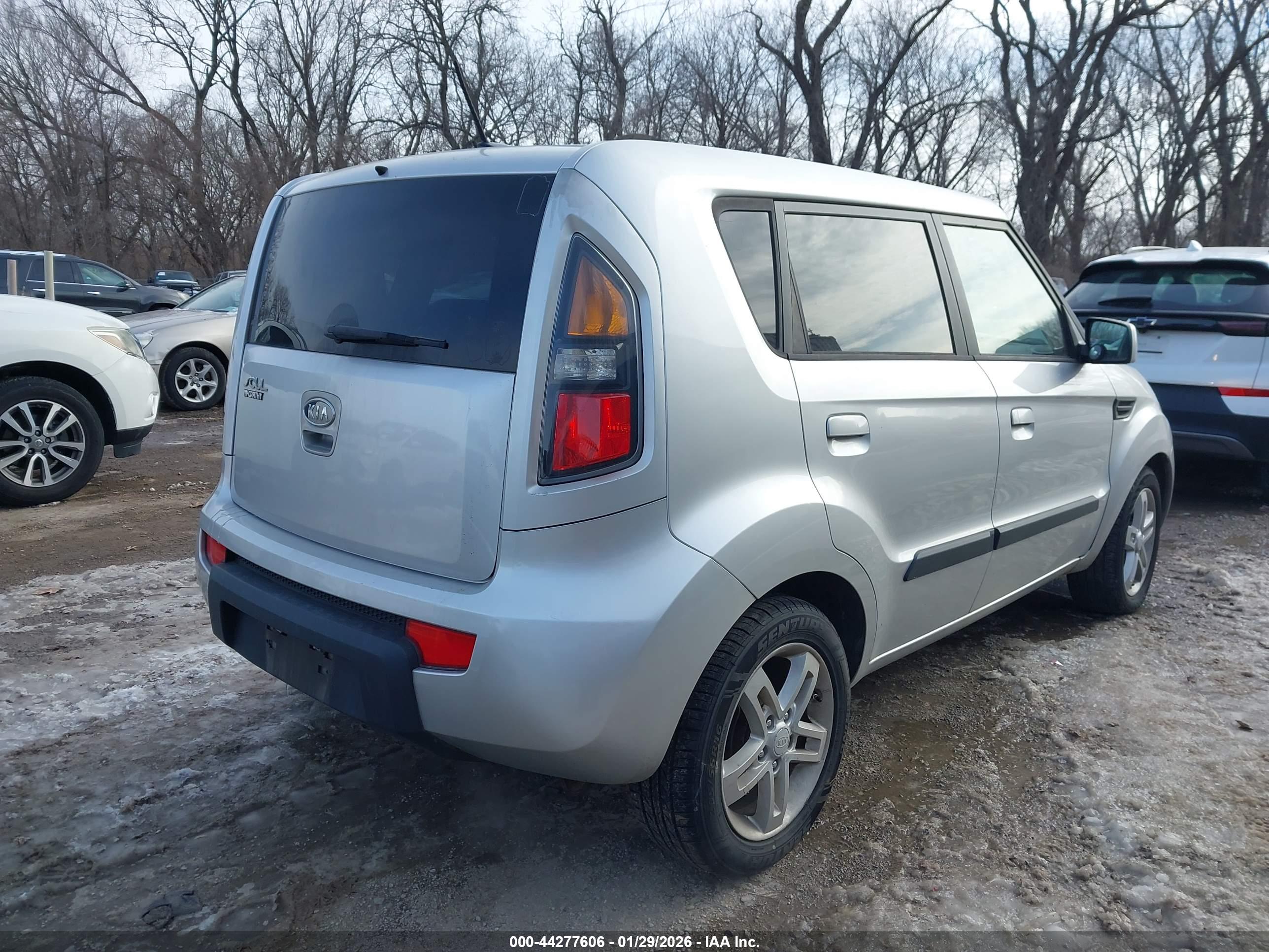 KIA SOUL image 4