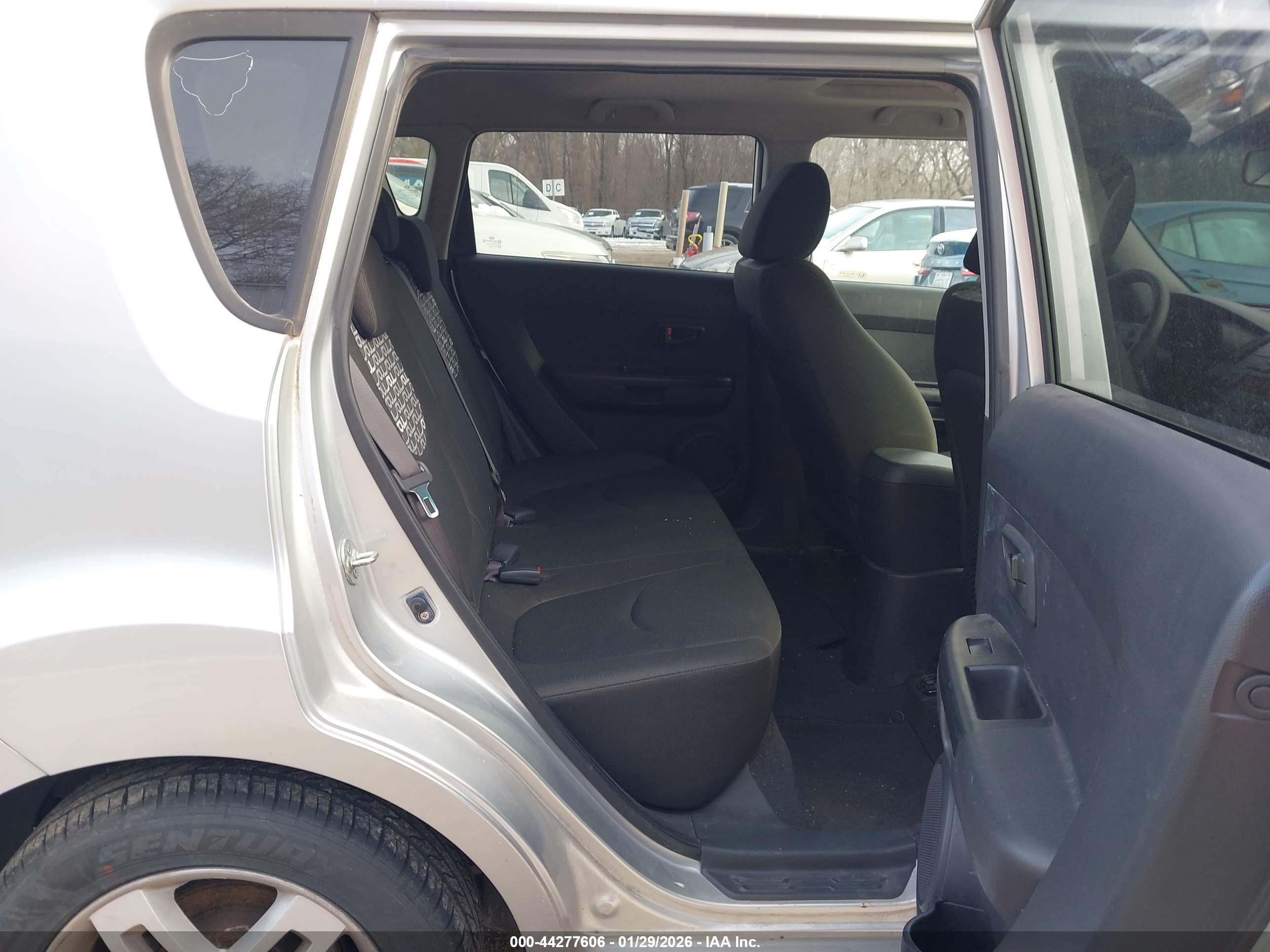 KIA SOUL image 8