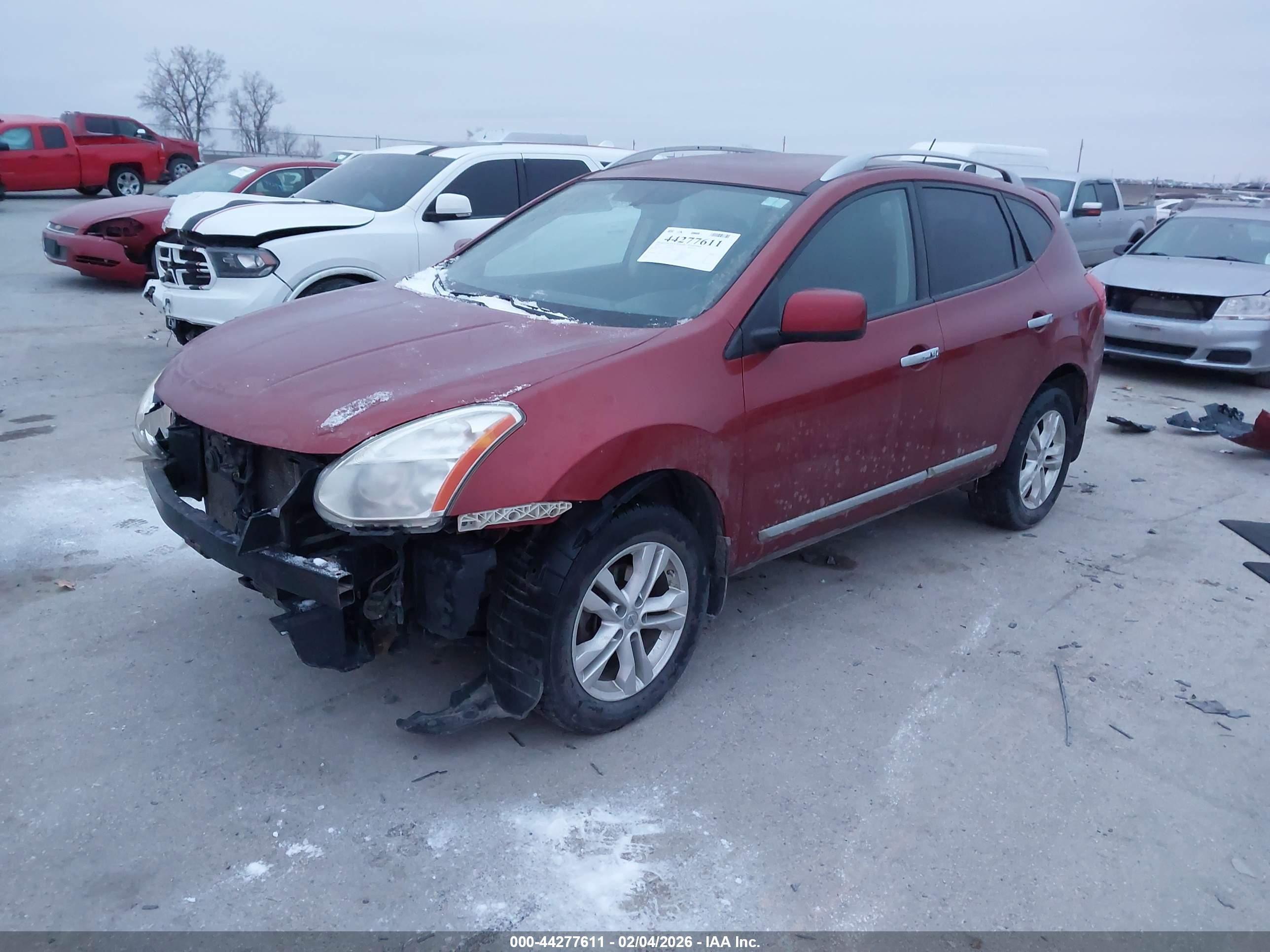 NISSAN ROGUE image 2