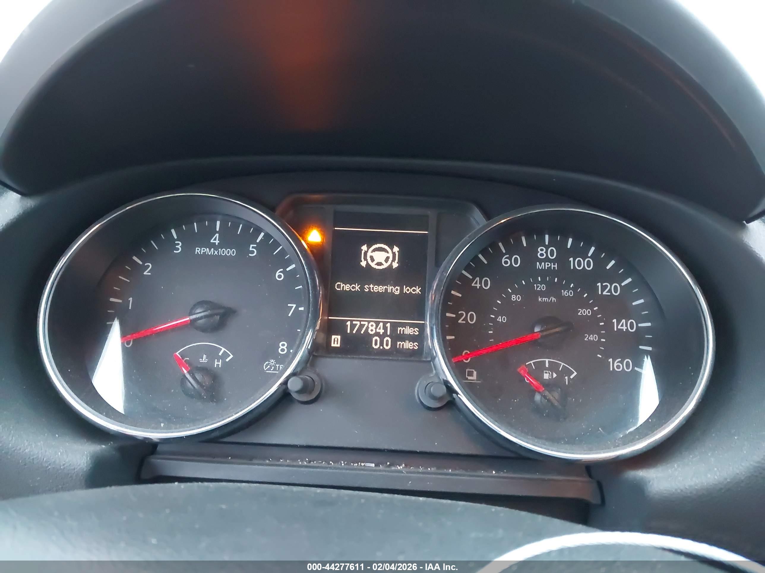 NISSAN ROGUE image 7
