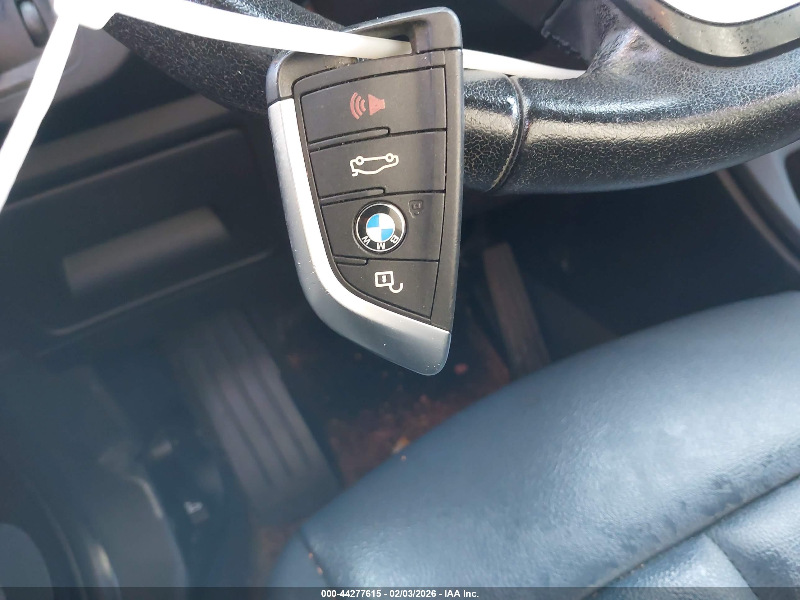 BMW X1 image 11