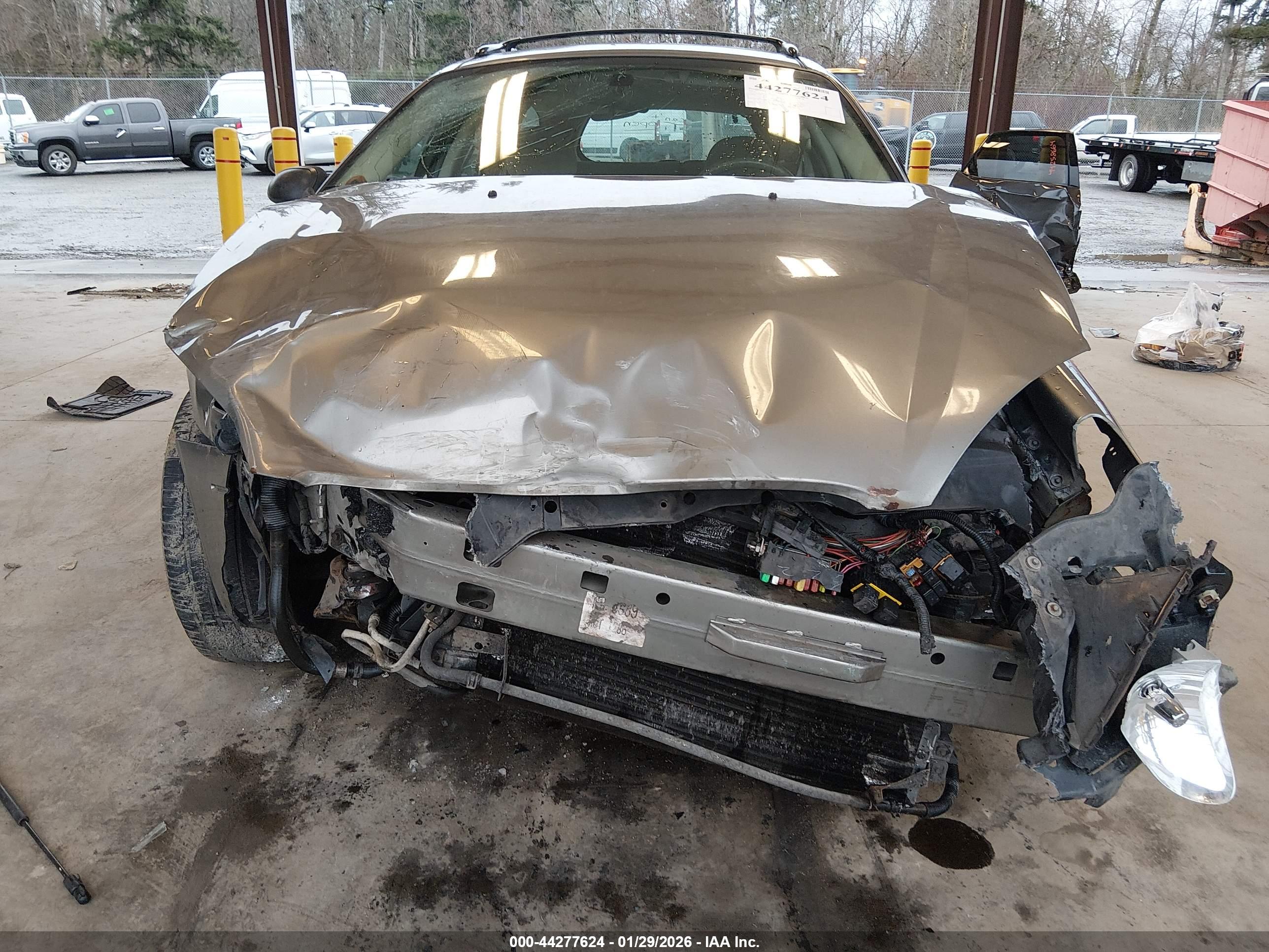 FORD TAURUS image 6