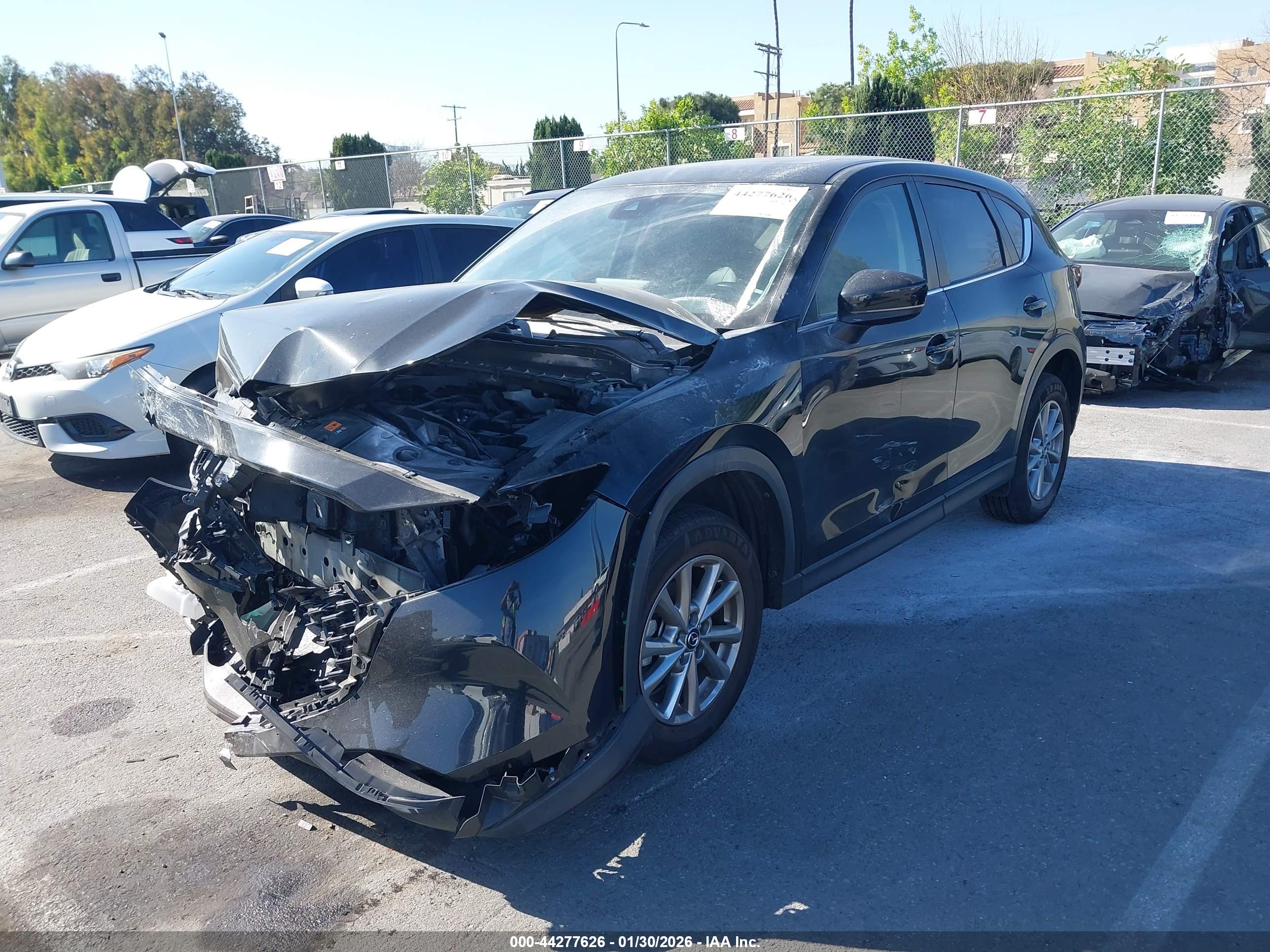 MAZDA CX-5 image 2