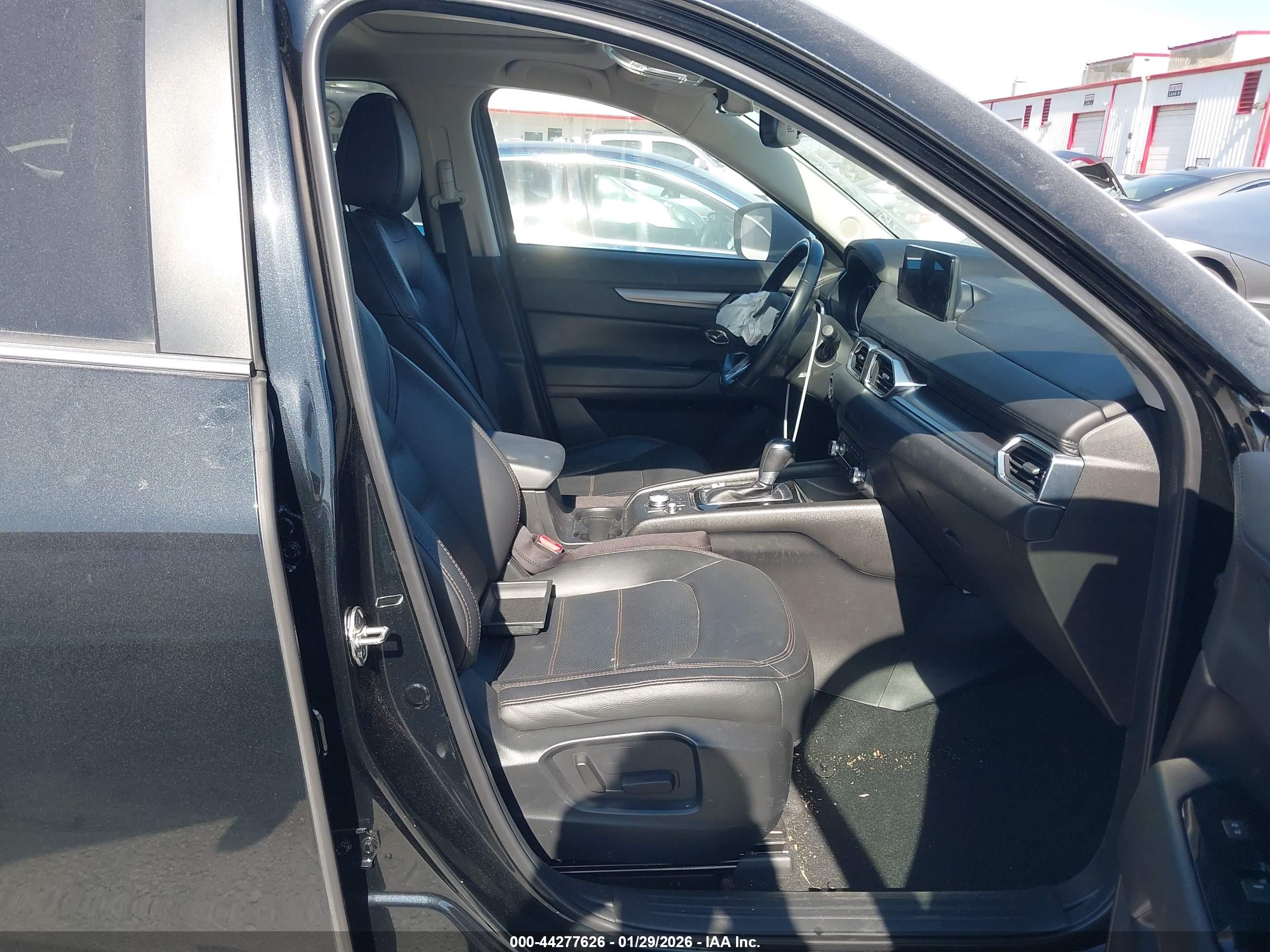 MAZDA CX-5 image 5