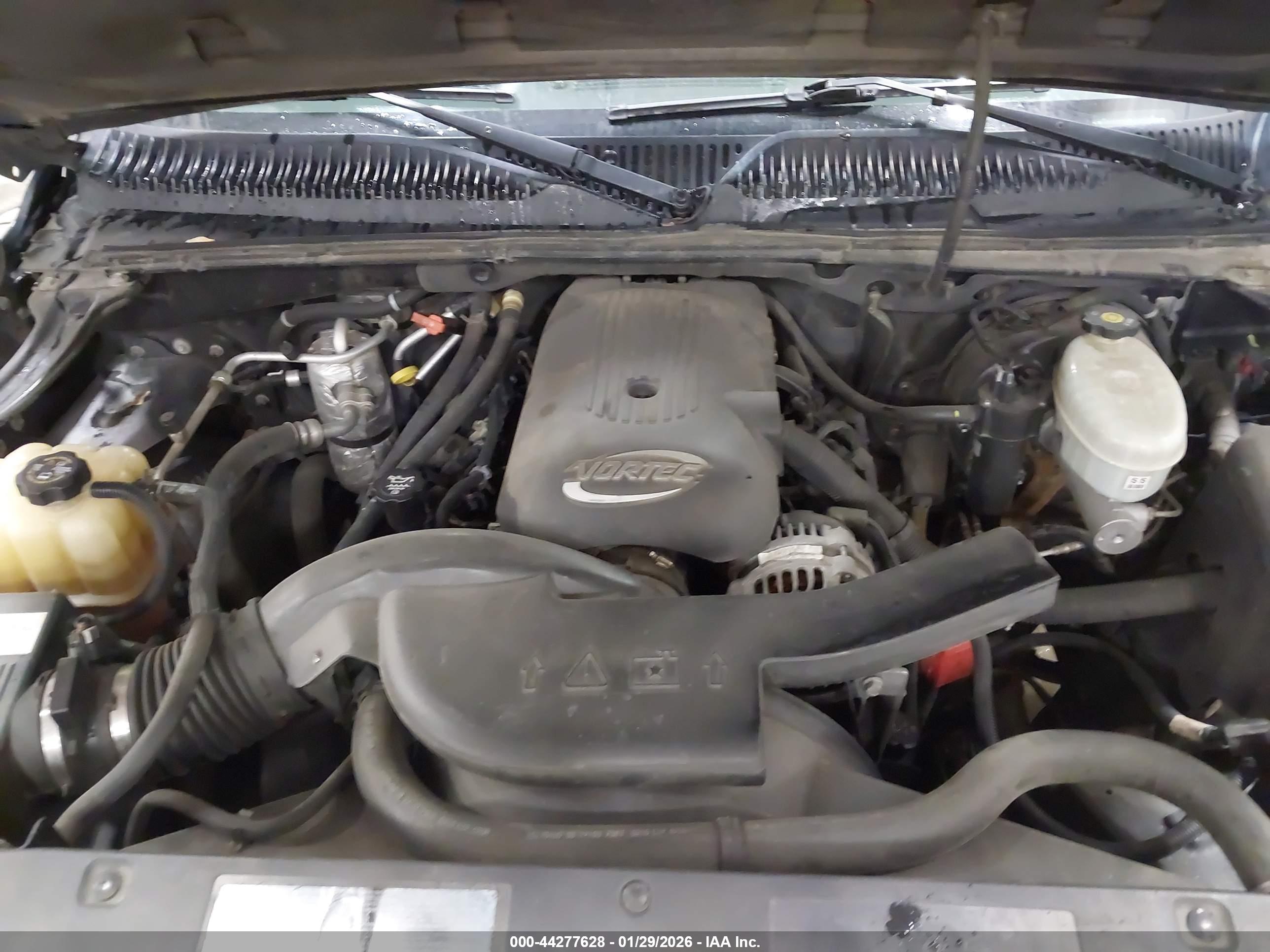 CHEVROLET SUBURBAN image 10