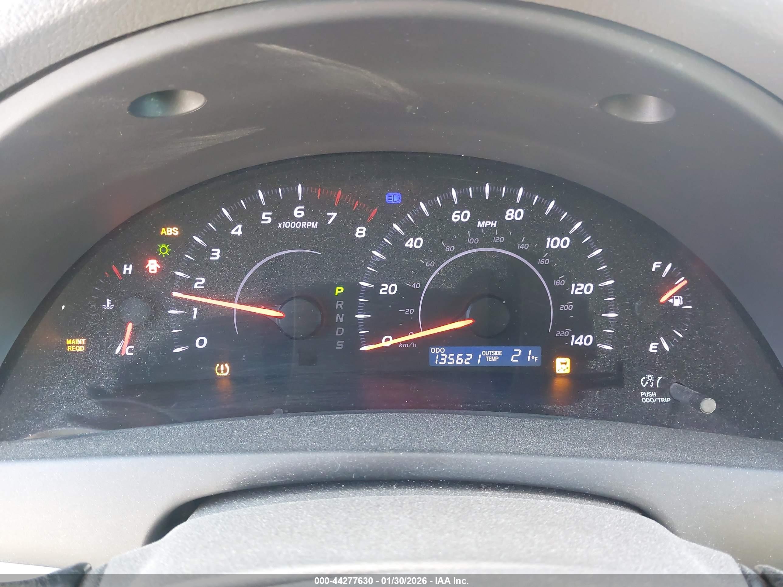 TOYOTA CAMRY image 7