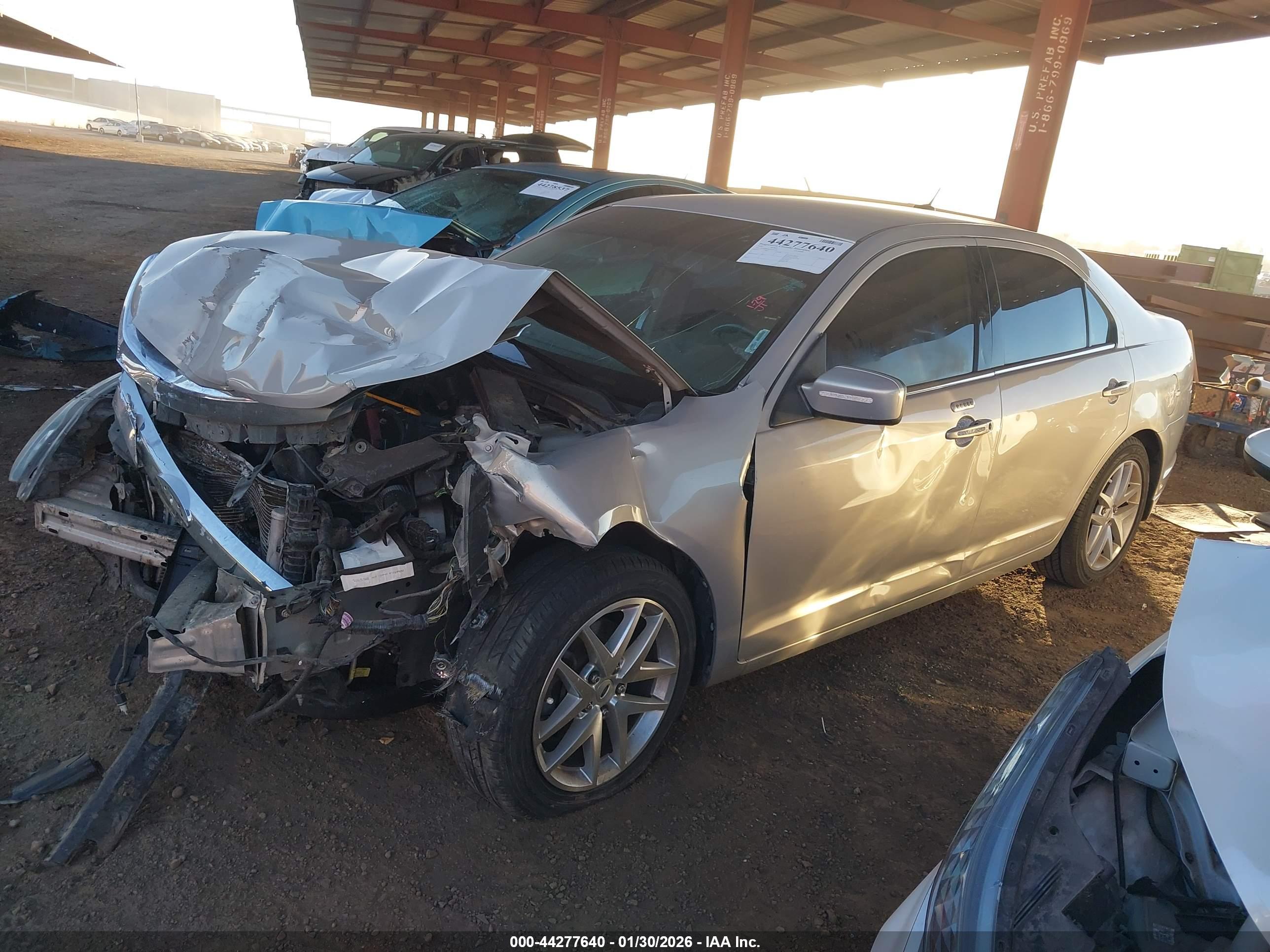 FORD FUSION image 2